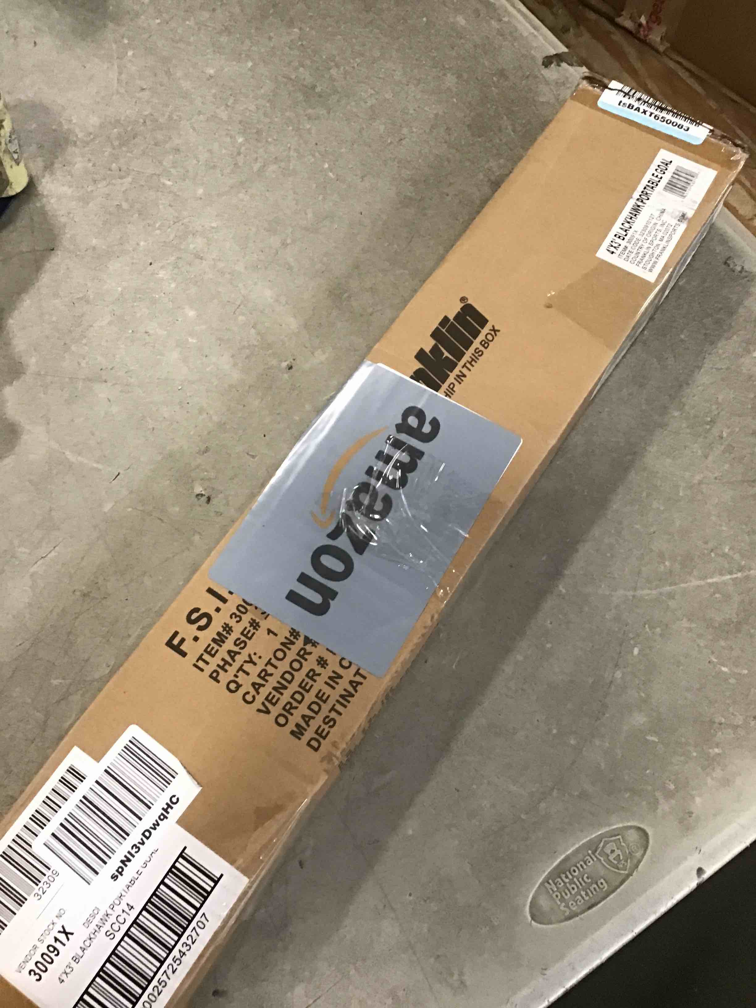 https://s3.amazonaws.com/lotting-images-prod/bidfta/BLU6505616_1718291142526.jpeg
