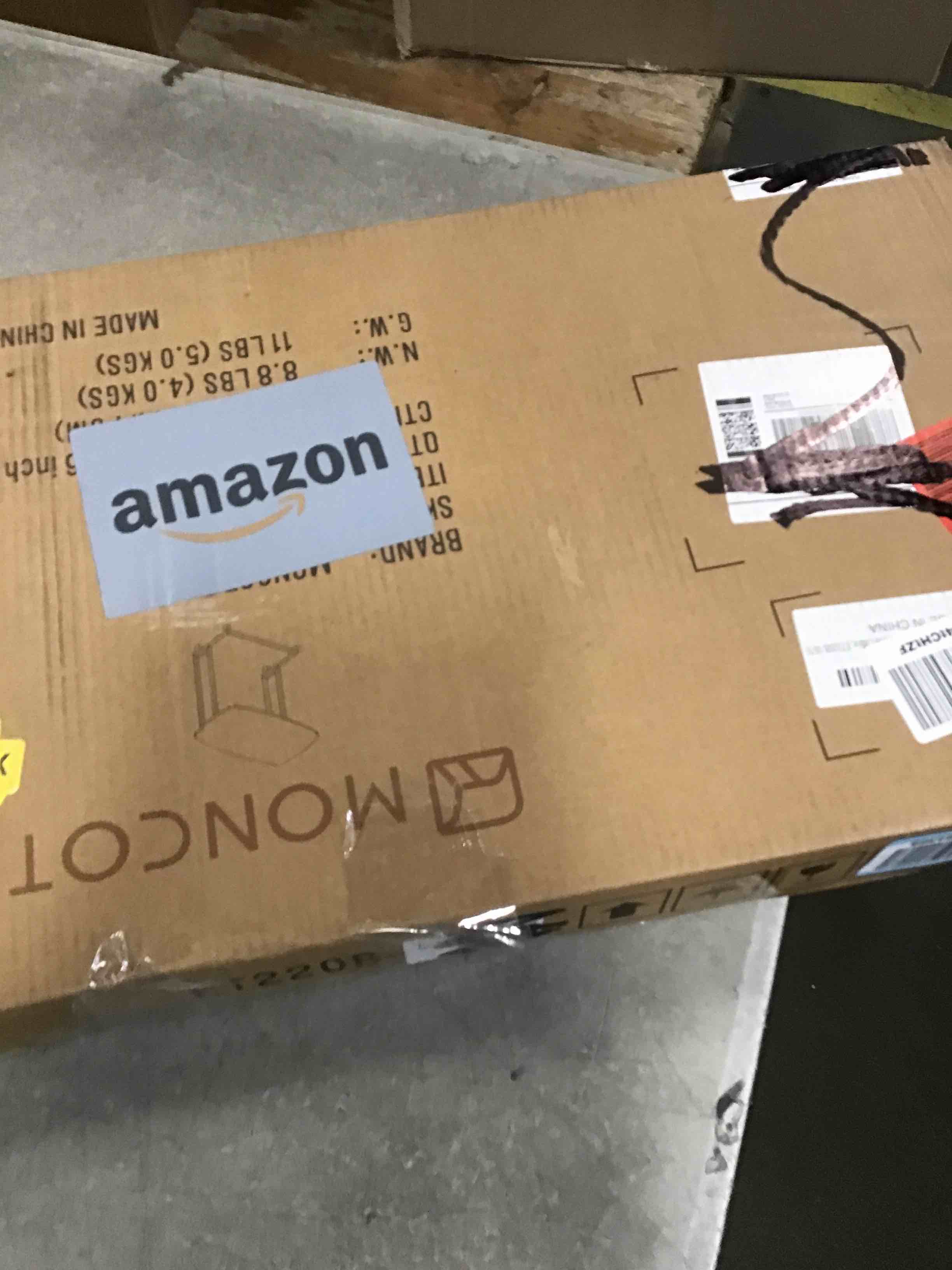 https://s3.amazonaws.com/lotting-images-prod/bidfta/BLU6505711_1718302789181.jpeg