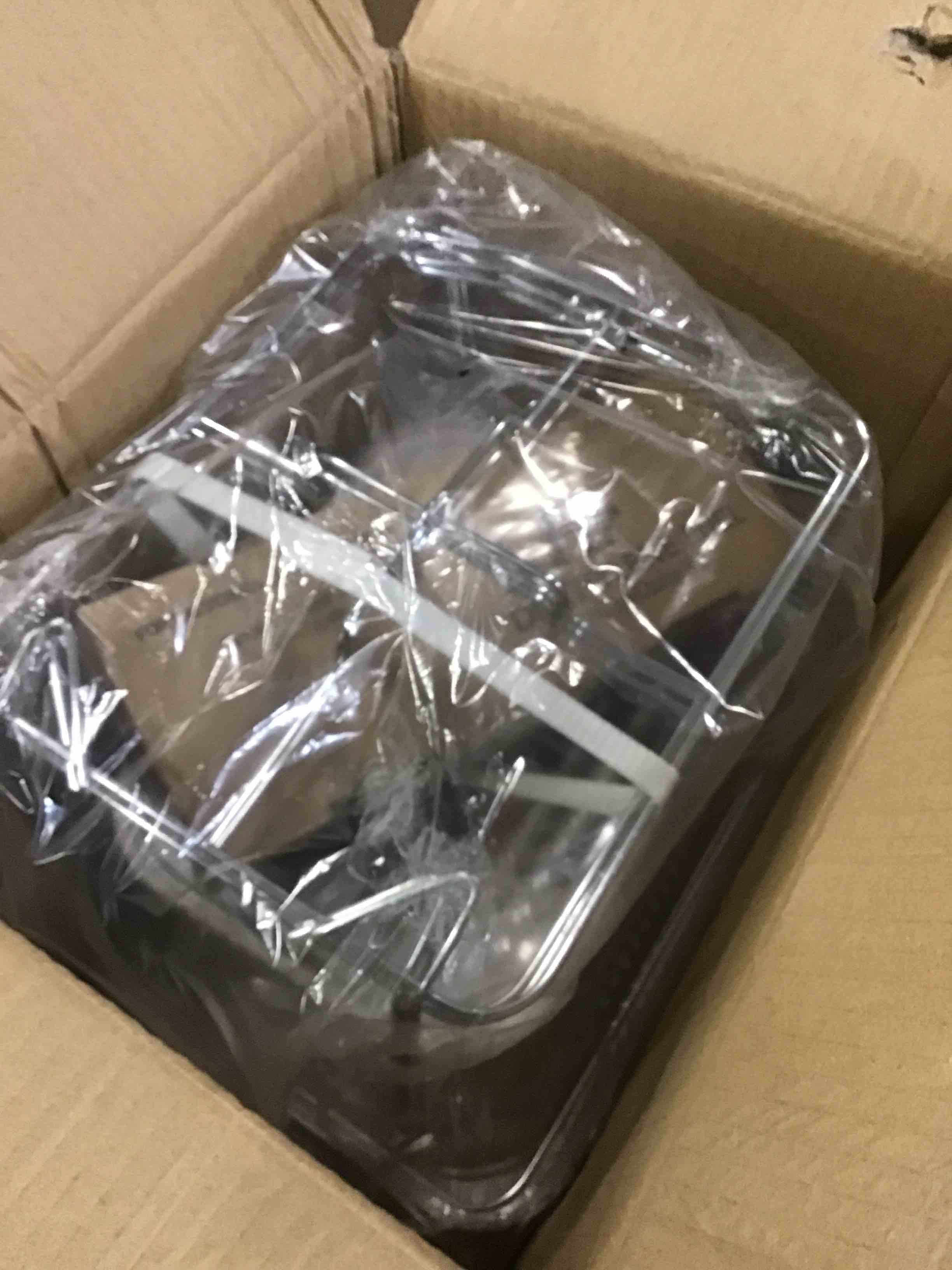https://s3.amazonaws.com/lotting-images-prod/bidfta/BLU6505724_1718303949916.jpeg
