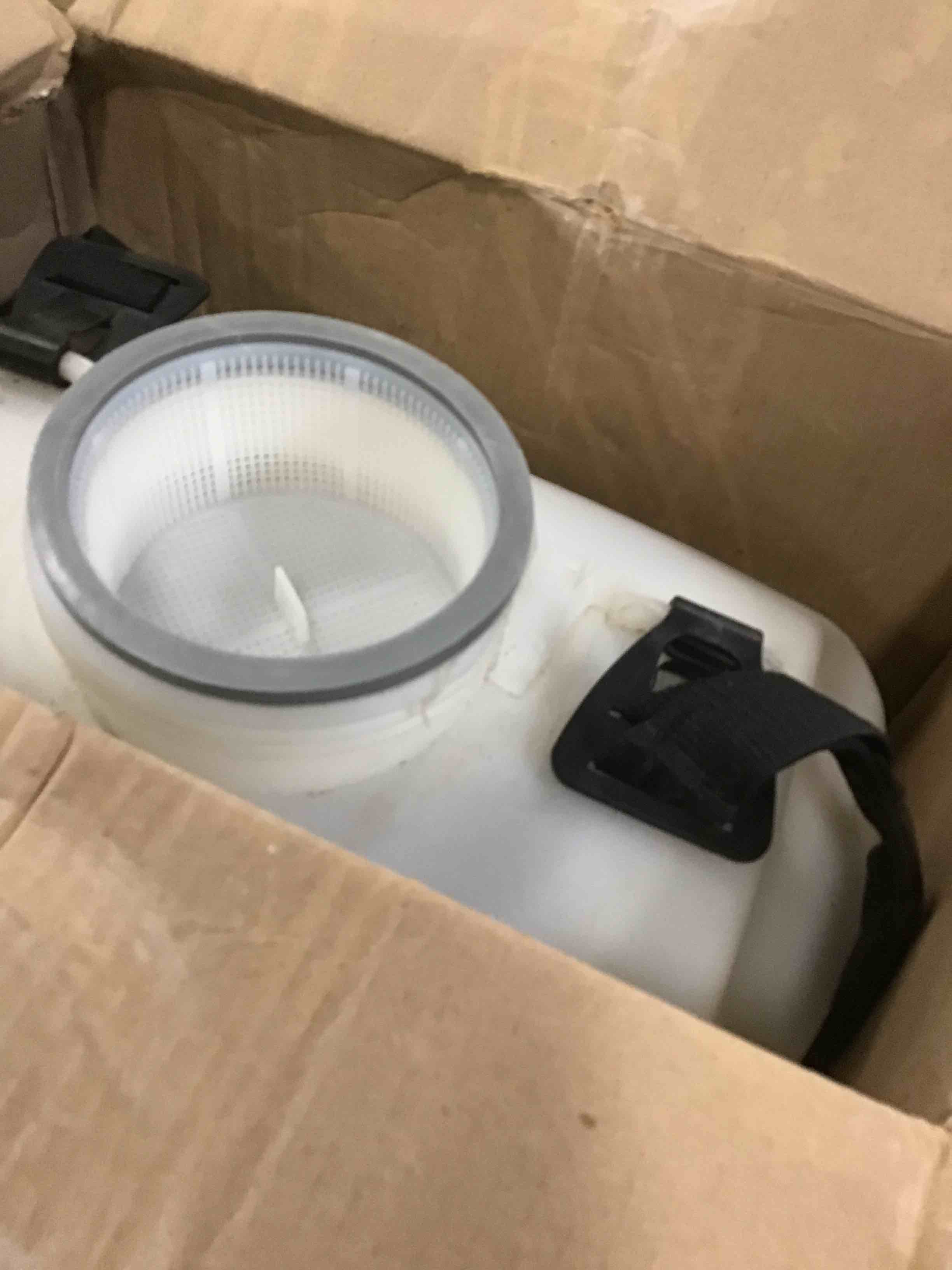 https://s3.amazonaws.com/lotting-images-prod/bidfta/BLU6505728_1718304449634.jpeg