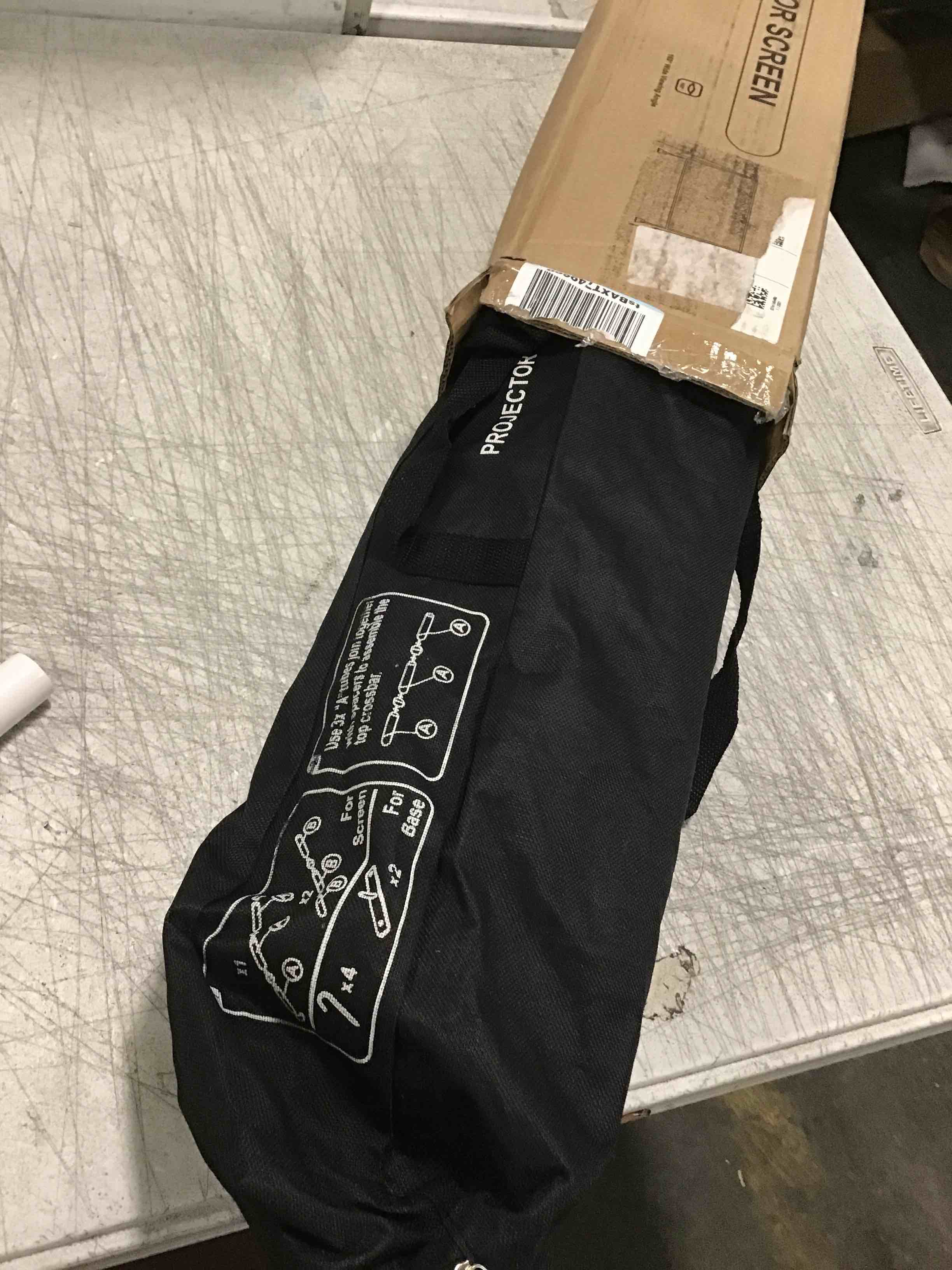 https://s3.amazonaws.com/lotting-images-prod/bidfta/BLU6505765_1718363251681.jpeg
