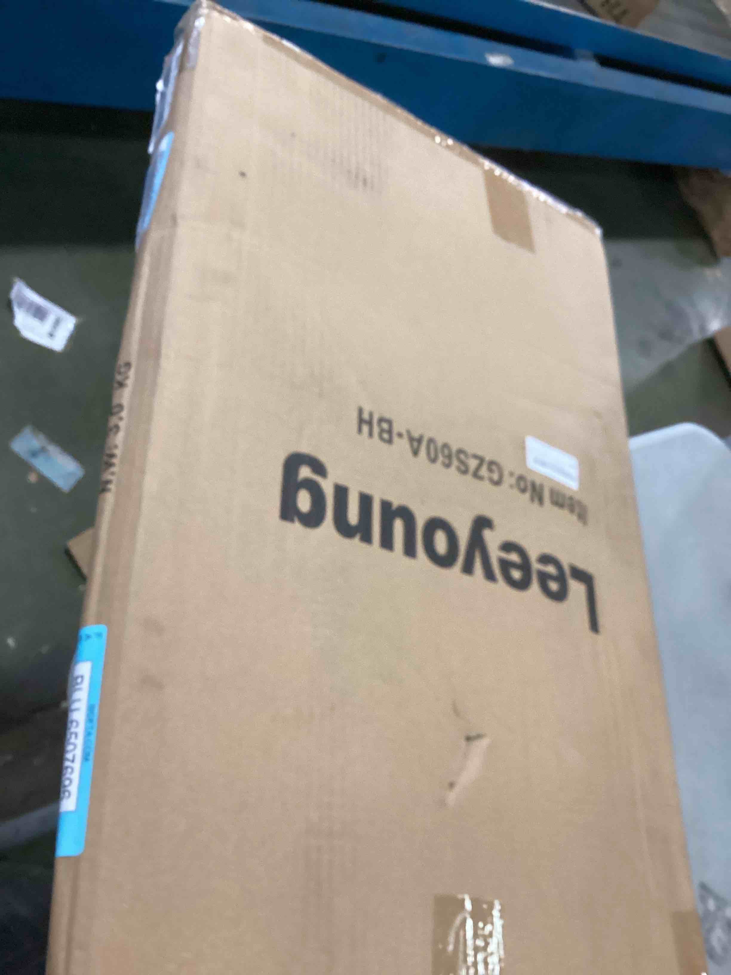 https://s3.amazonaws.com/lotting-images-prod/bidfta/BLU6507696_1717440302082.jpeg