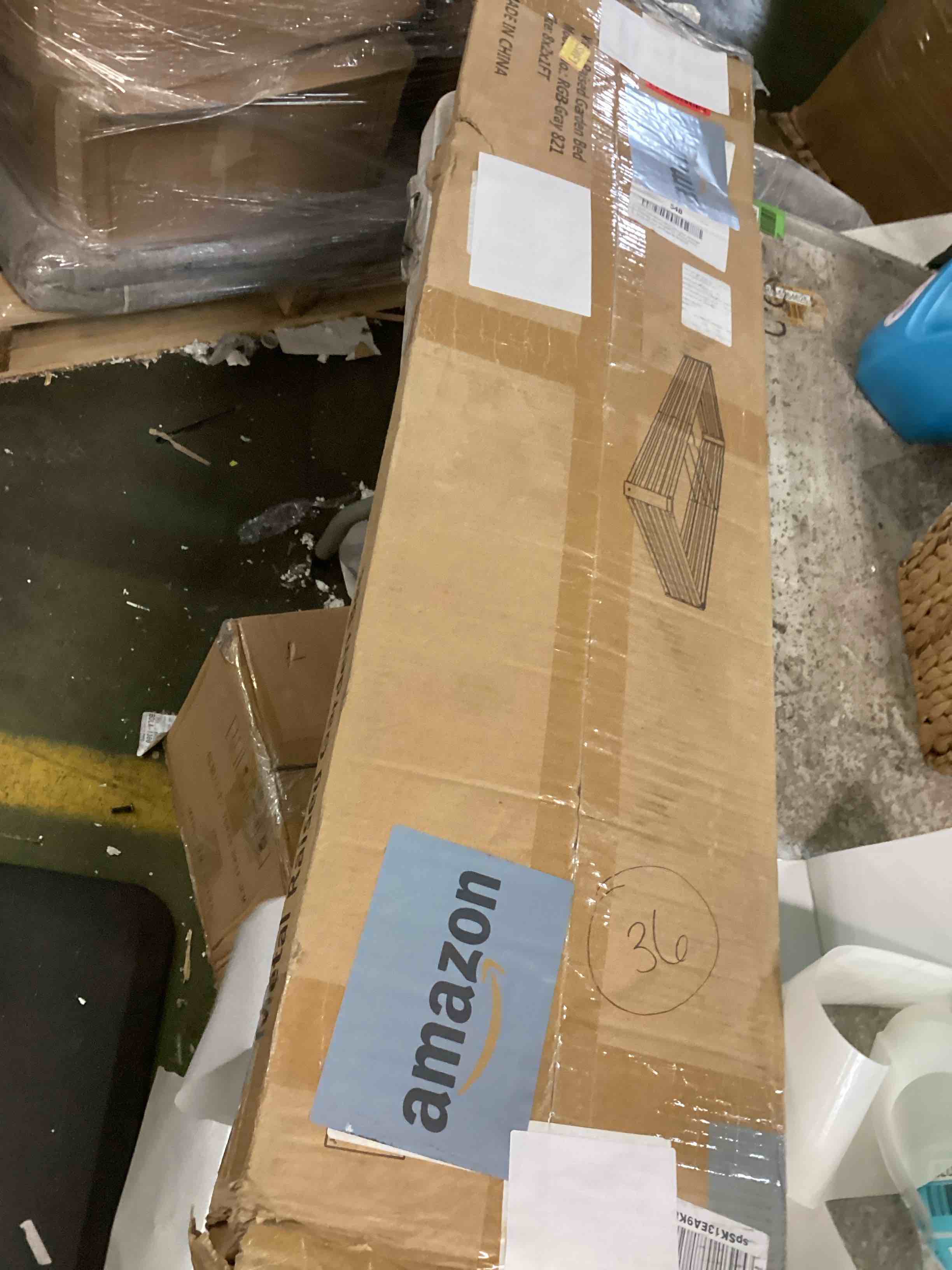https://s3.amazonaws.com/lotting-images-prod/bidfta/BLU6507964_1717530753779.jpeg
