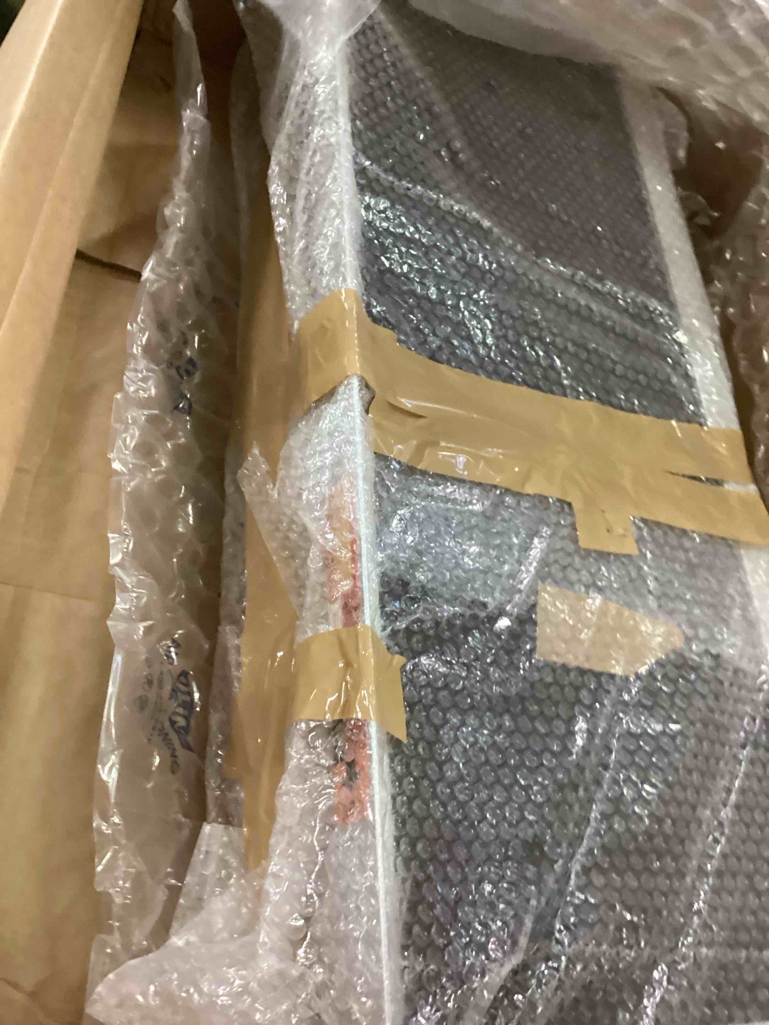 https://s3.amazonaws.com/lotting-images-prod/bidfta/BLU6508001_1717589028037.jpeg