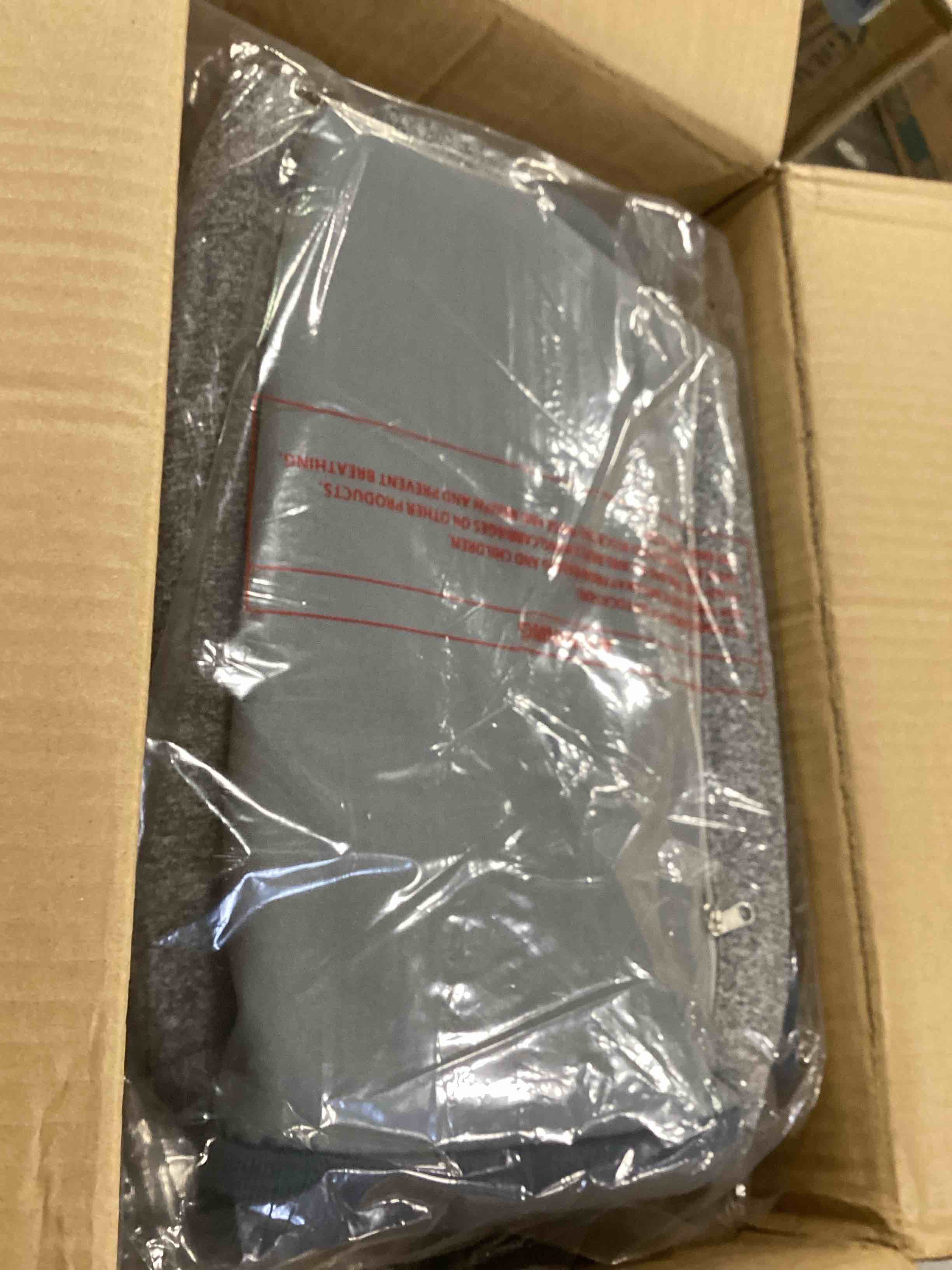 https://s3.amazonaws.com/lotting-images-prod/bidfta/BLU6508461_1717703180235.jpeg