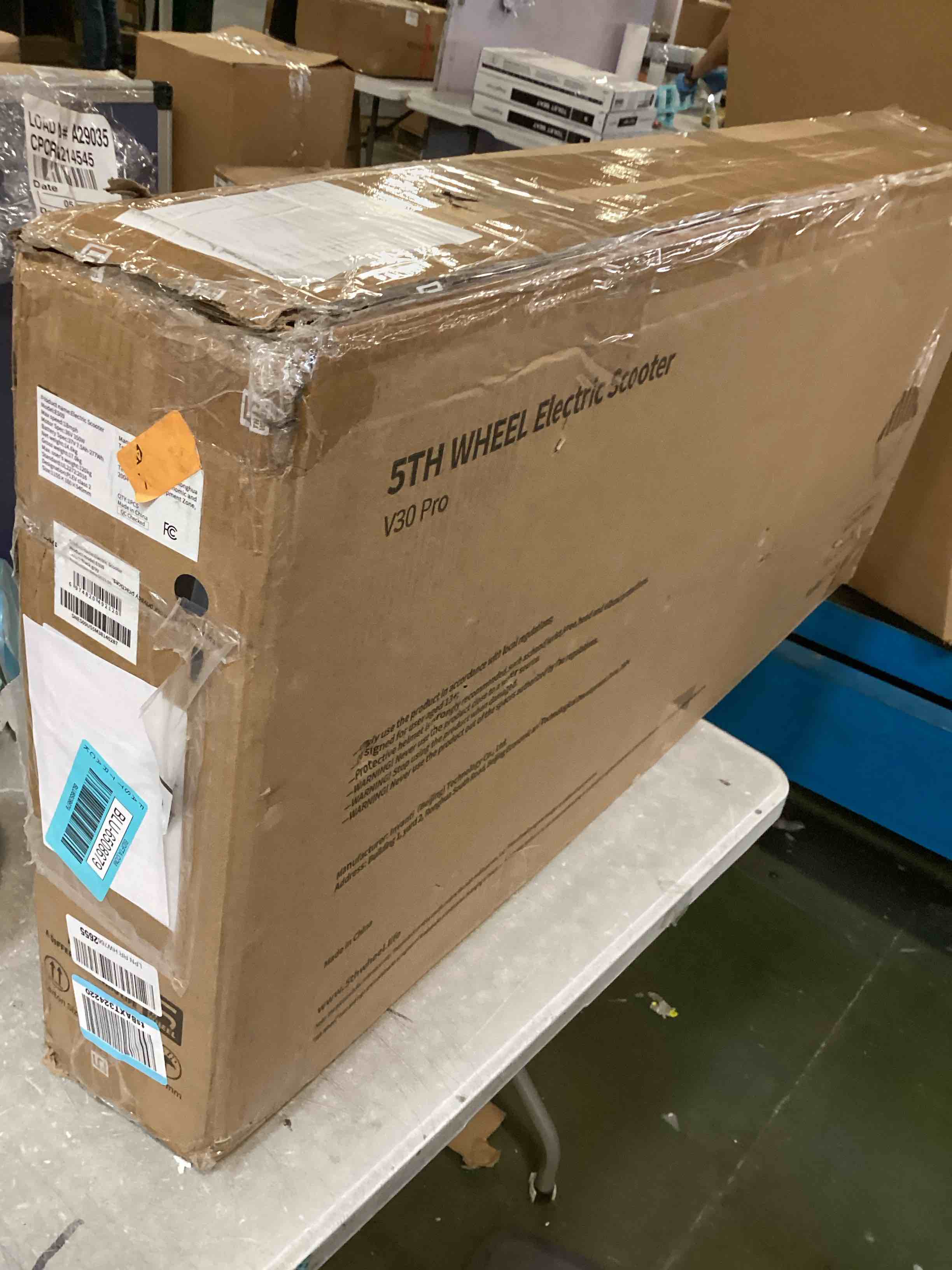 https://s3.amazonaws.com/lotting-images-prod/bidfta/BLU6508679_1717785698404.jpeg