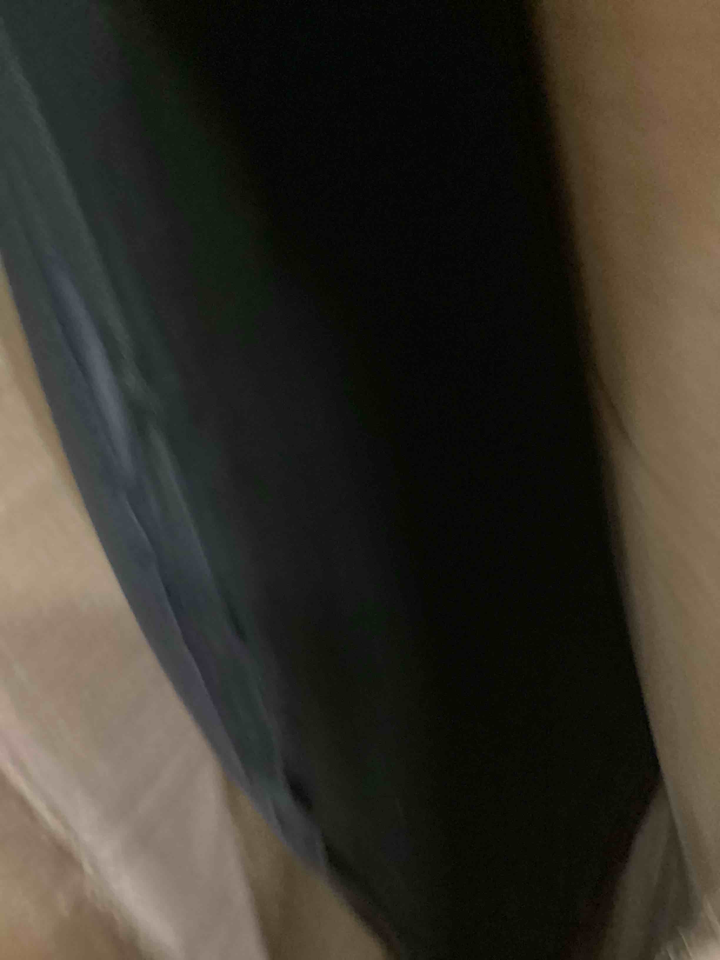 https://s3.amazonaws.com/lotting-images-prod/bidfta/BLU6508875_1718047653201.jpeg