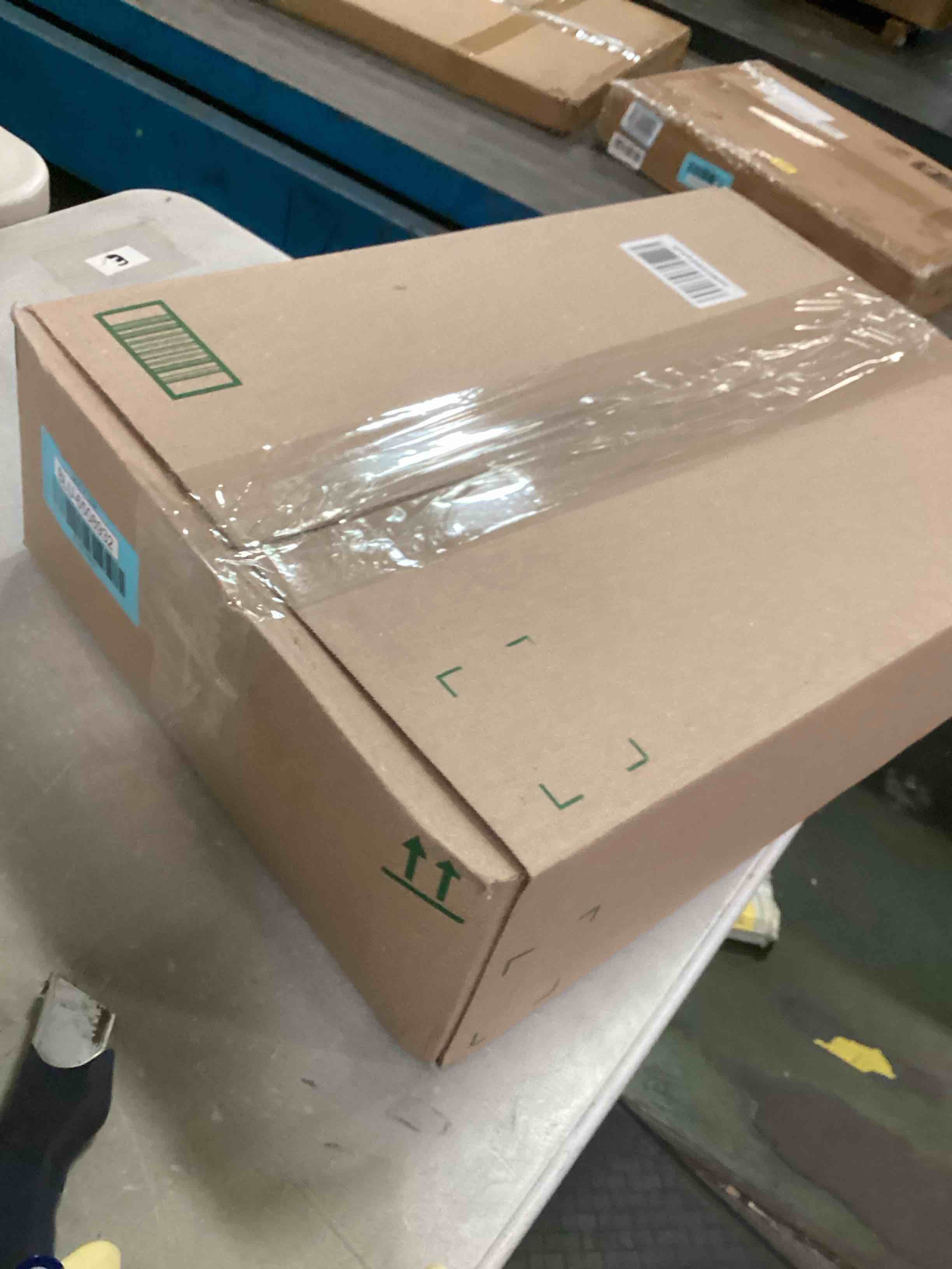 https://s3.amazonaws.com/lotting-images-prod/bidfta/BLU6508932_1718110870596.jpeg