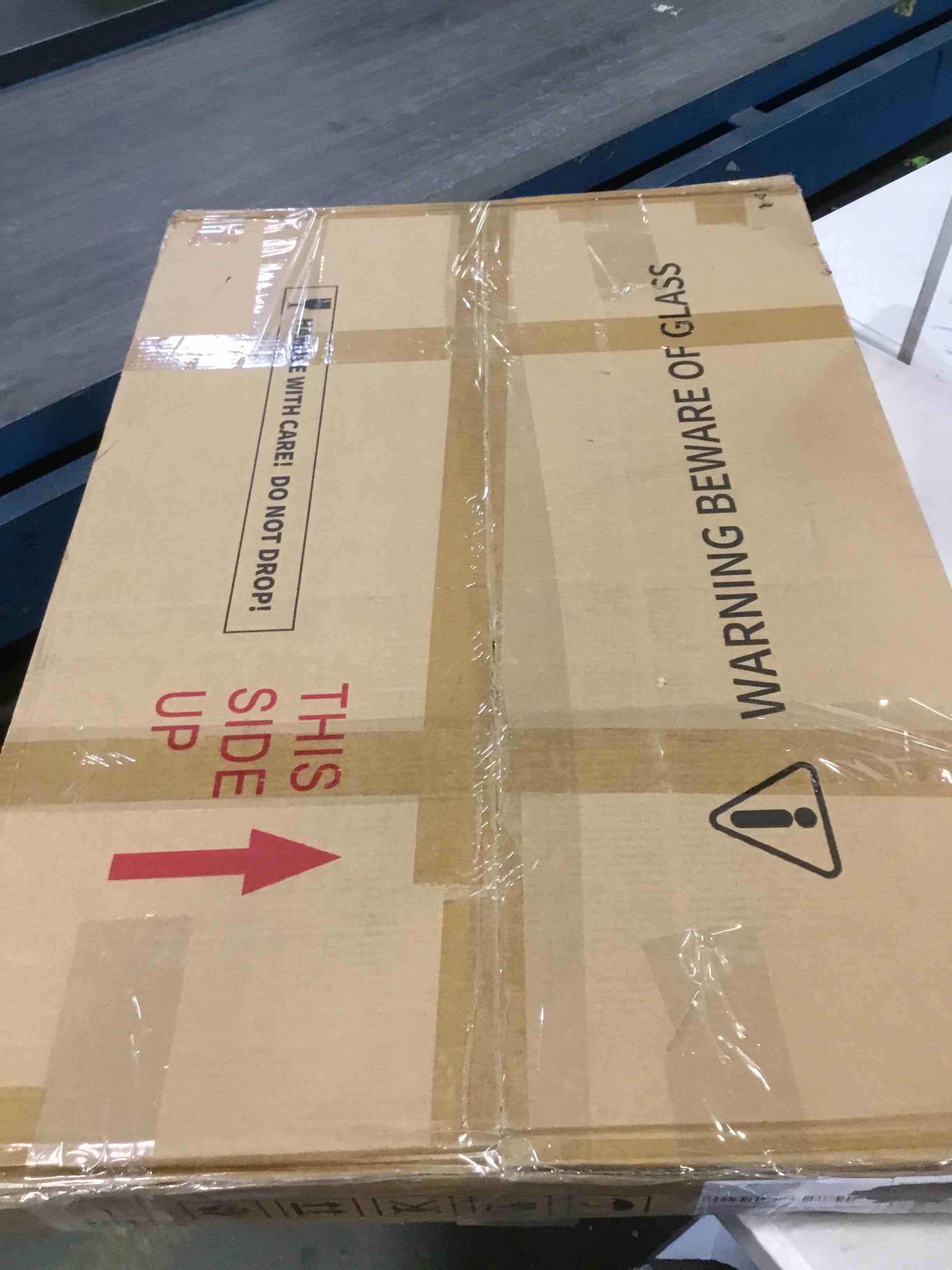 https://s3.amazonaws.com/lotting-images-prod/bidfta/BLU6508970_1717791024906.jpeg