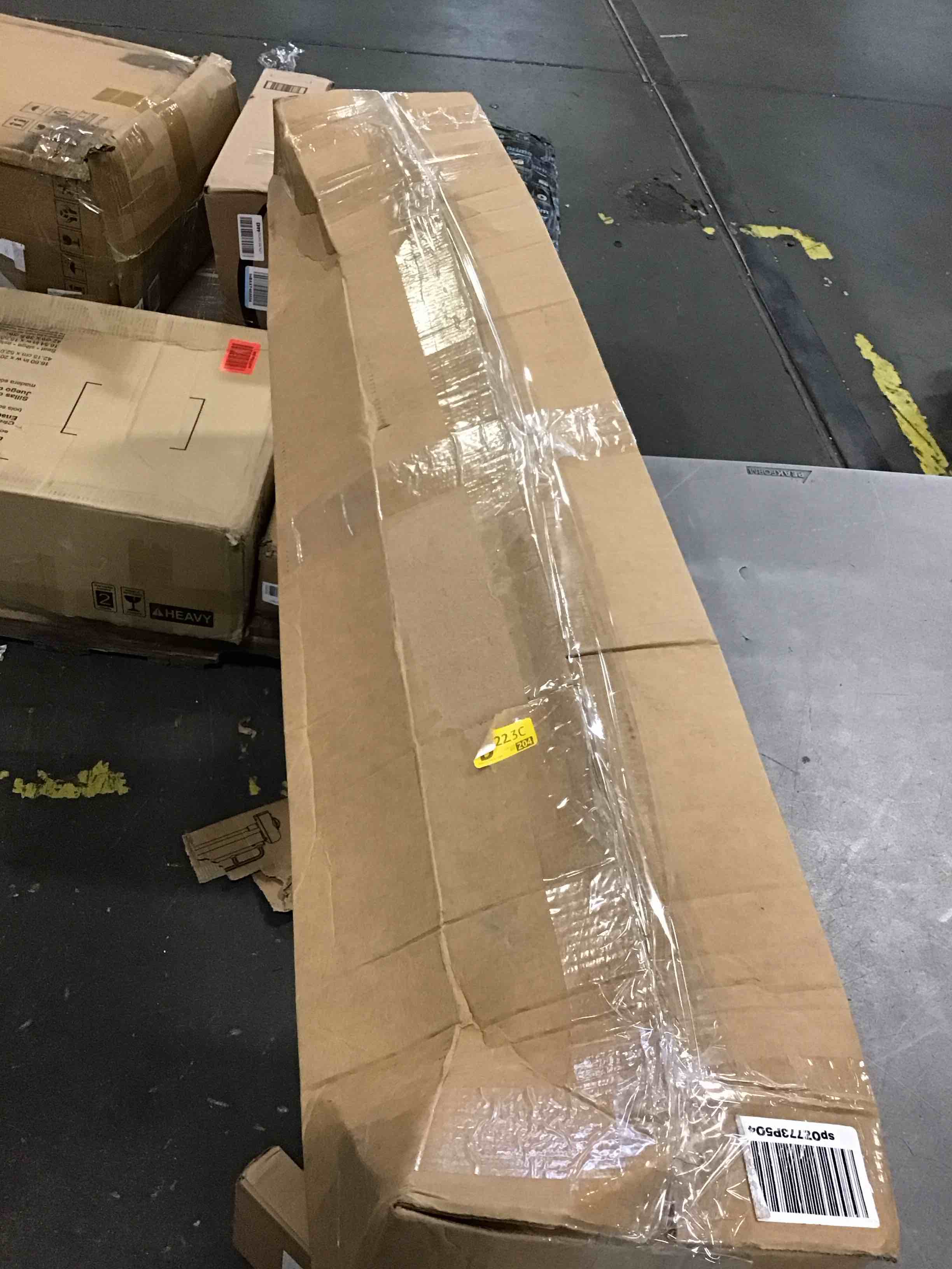 https://s3.amazonaws.com/lotting-images-prod/bidfta/BLU6509239_1718036376191.jpeg