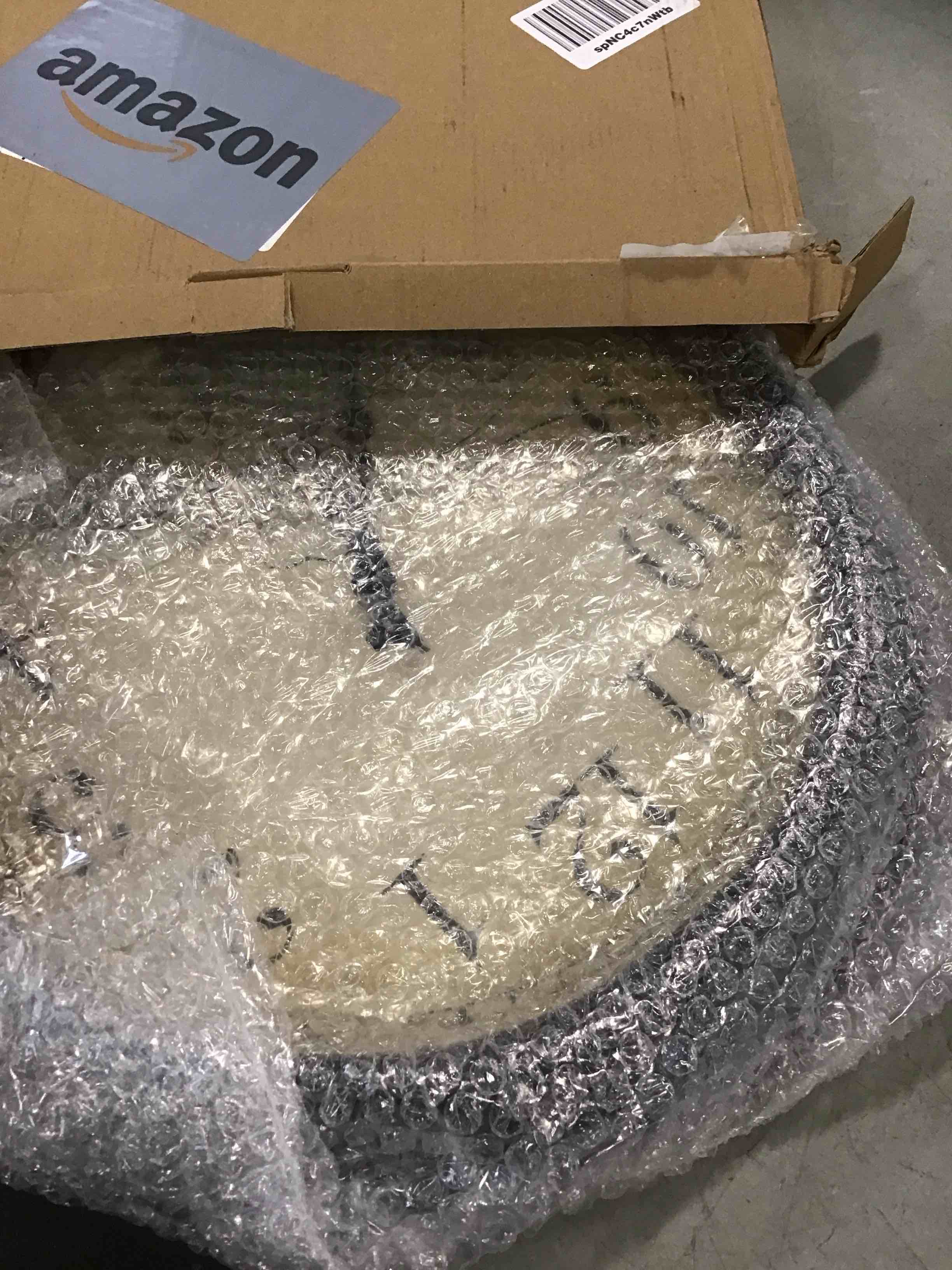 https://s3.amazonaws.com/lotting-images-prod/bidfta/BLU6509290_1718105996566.jpeg