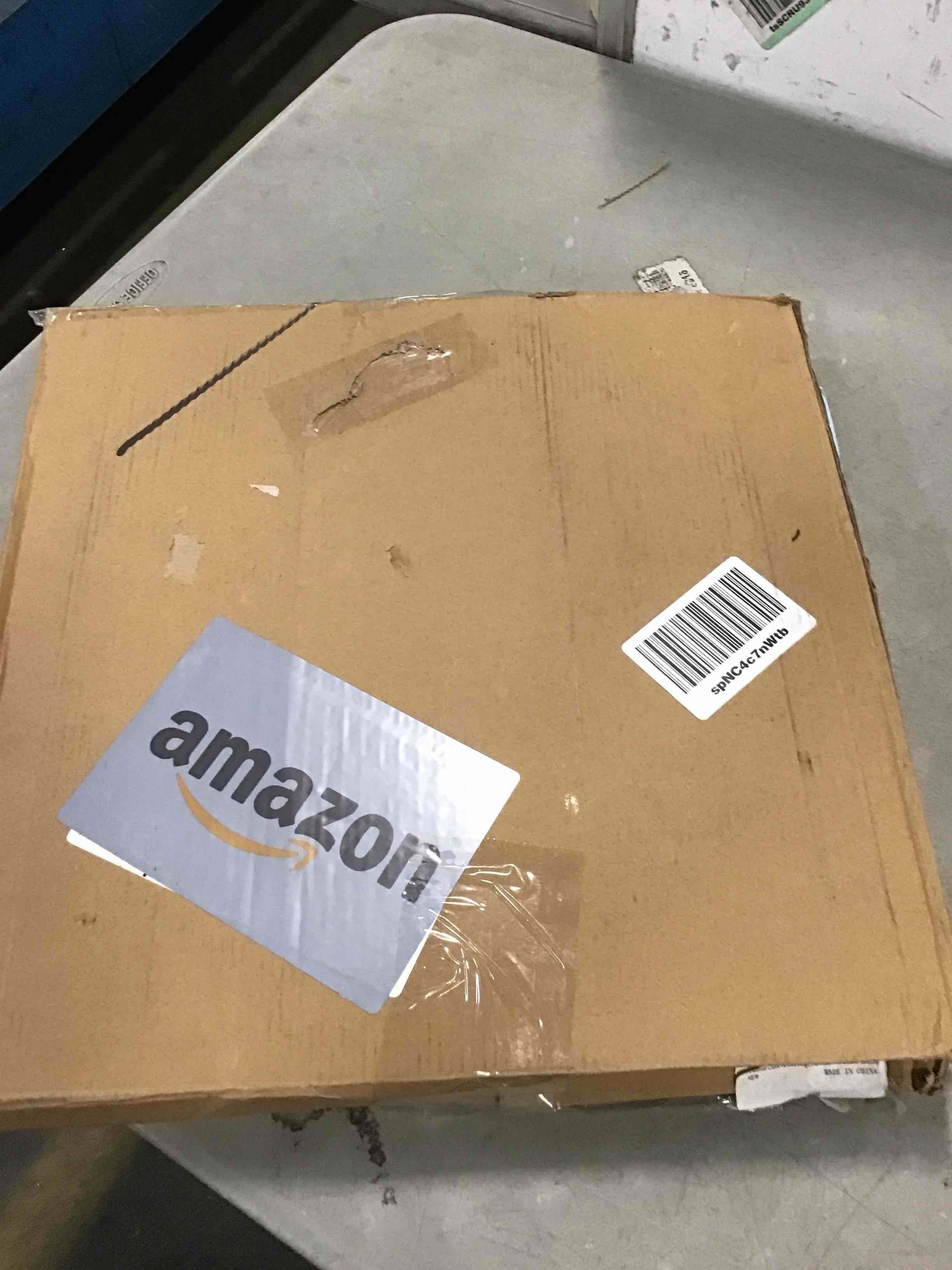 https://s3.amazonaws.com/lotting-images-prod/bidfta/BLU6509290_1718106010541.jpeg