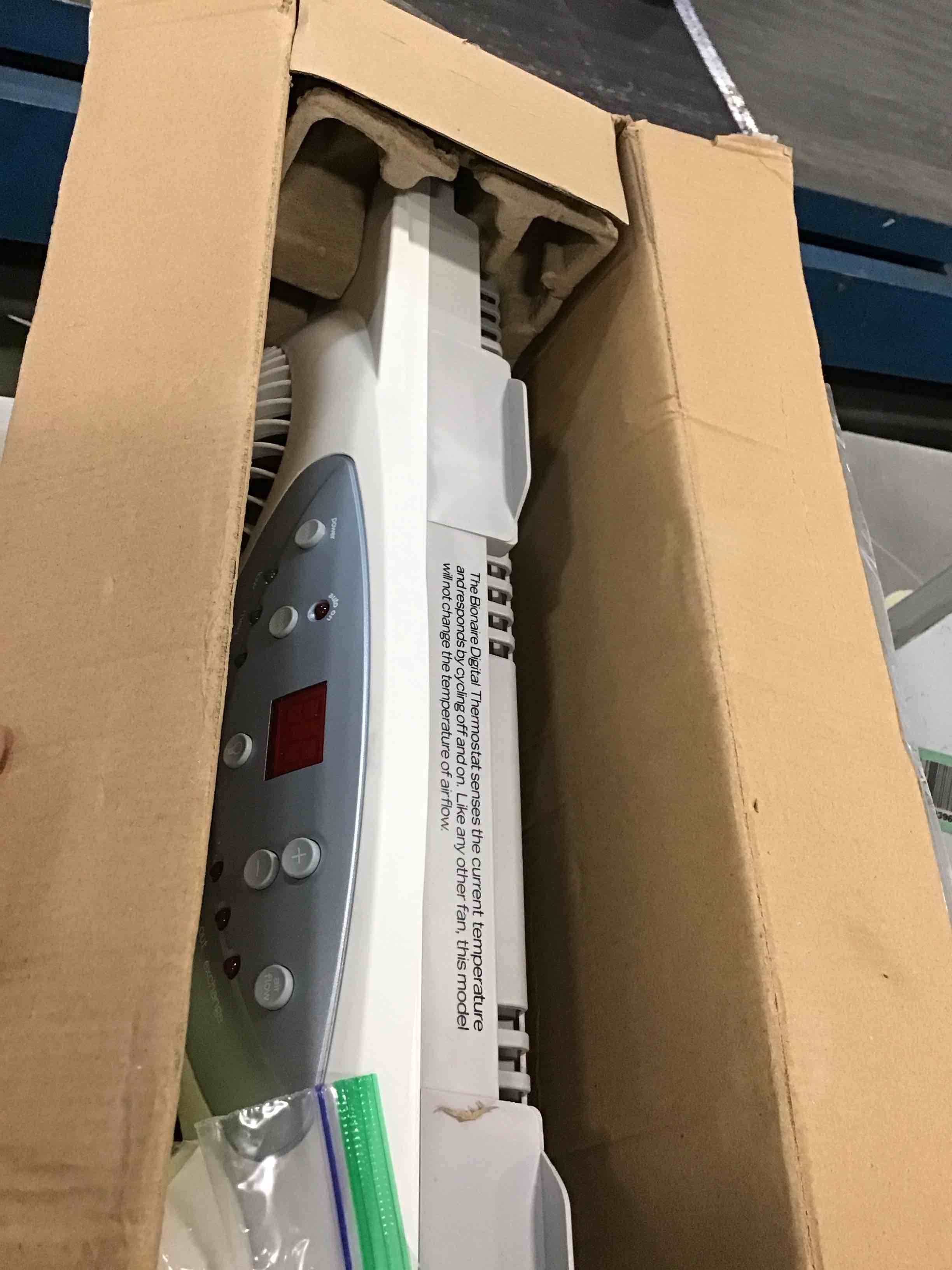 https://s3.amazonaws.com/lotting-images-prod/bidfta/BLU6509297_1718106799766.jpeg