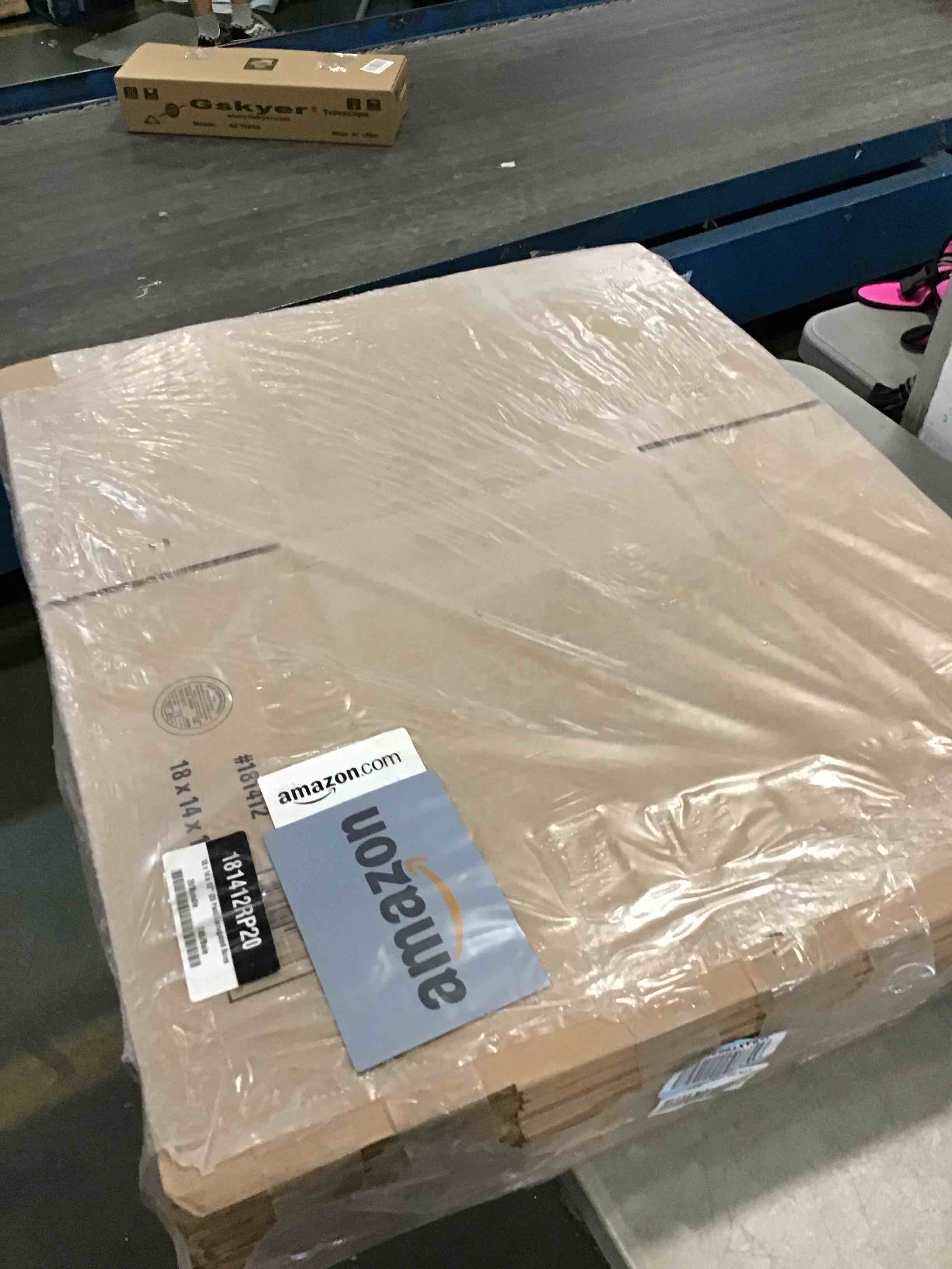 https://s3.amazonaws.com/lotting-images-prod/bidfta/BLU6509364_1718113497680.jpeg