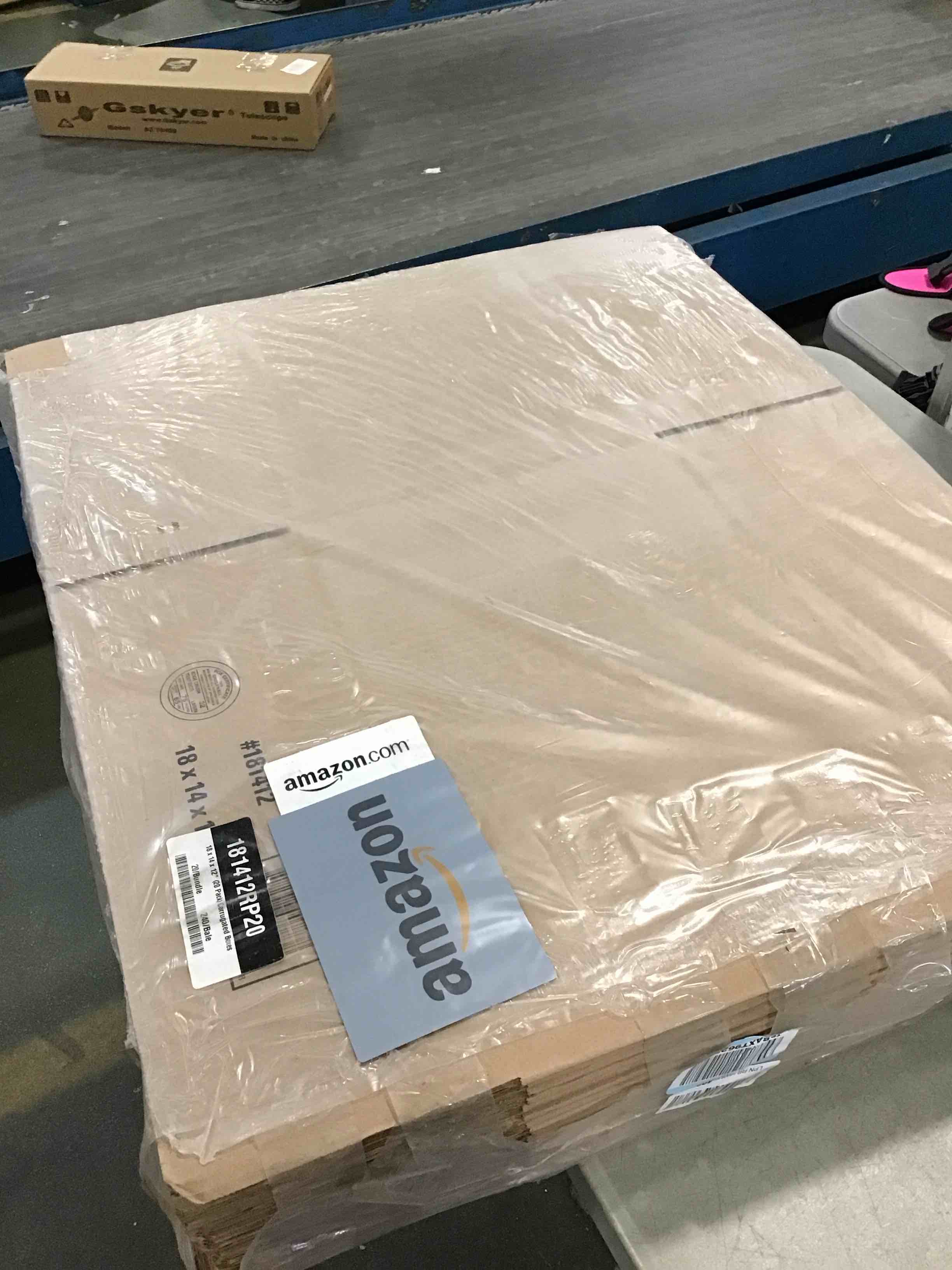 https://s3.amazonaws.com/lotting-images-prod/bidfta/BLU6509364_1718113499115.jpeg