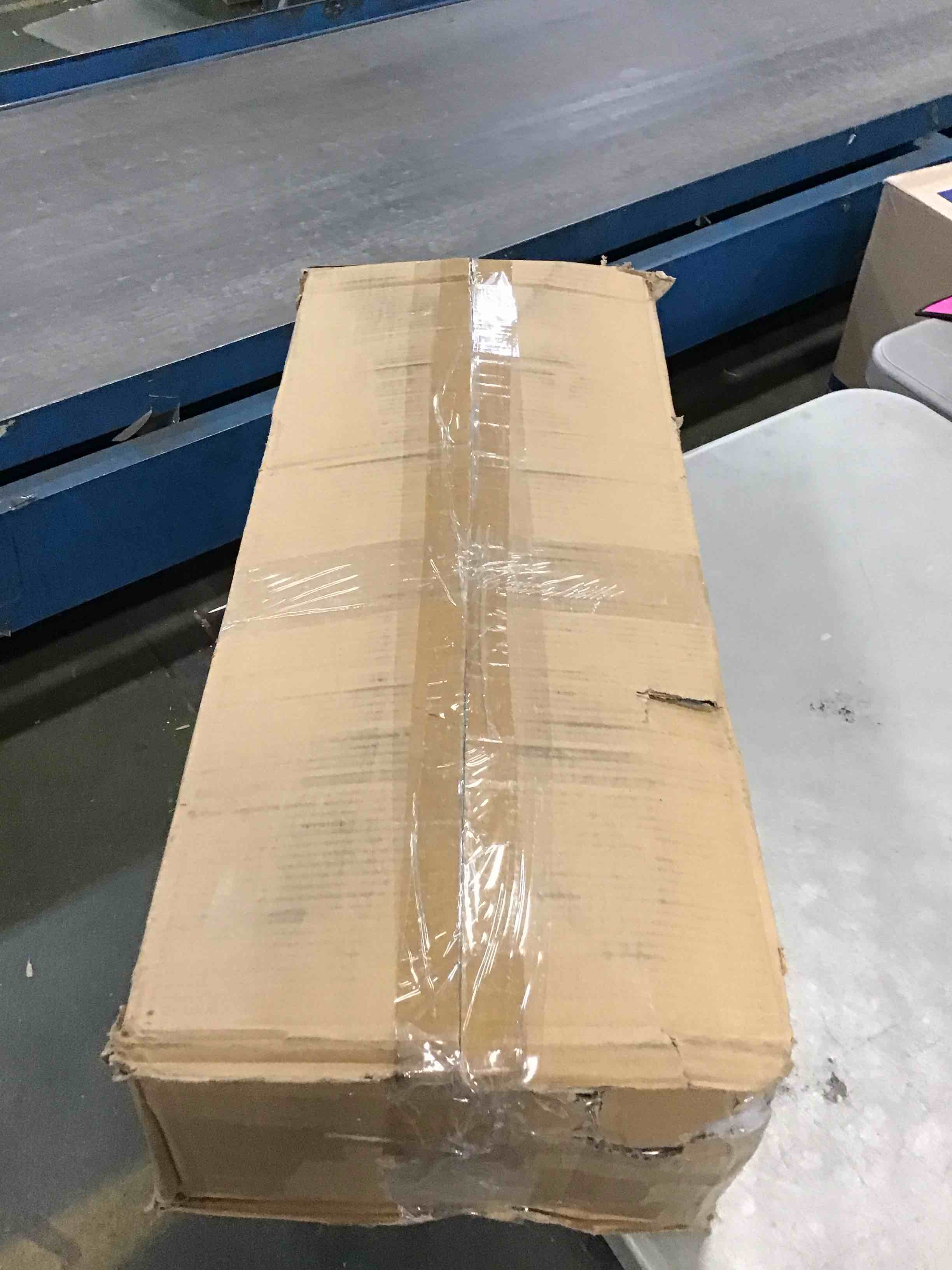 https://s3.amazonaws.com/lotting-images-prod/bidfta/BLU6509395_1718118067983.jpeg