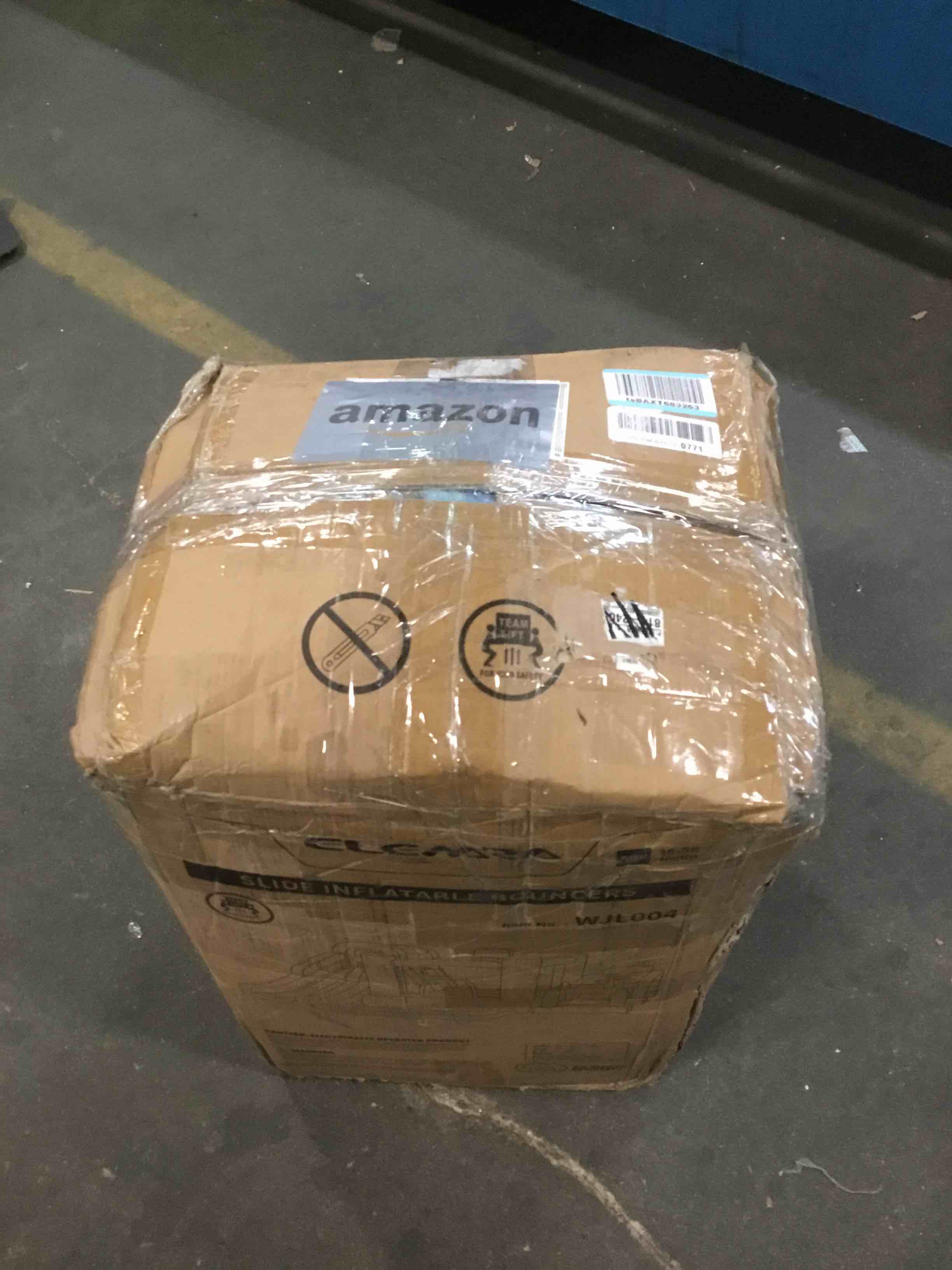 https://s3.amazonaws.com/lotting-images-prod/bidfta/BLU6509467_1718128205391.jpeg