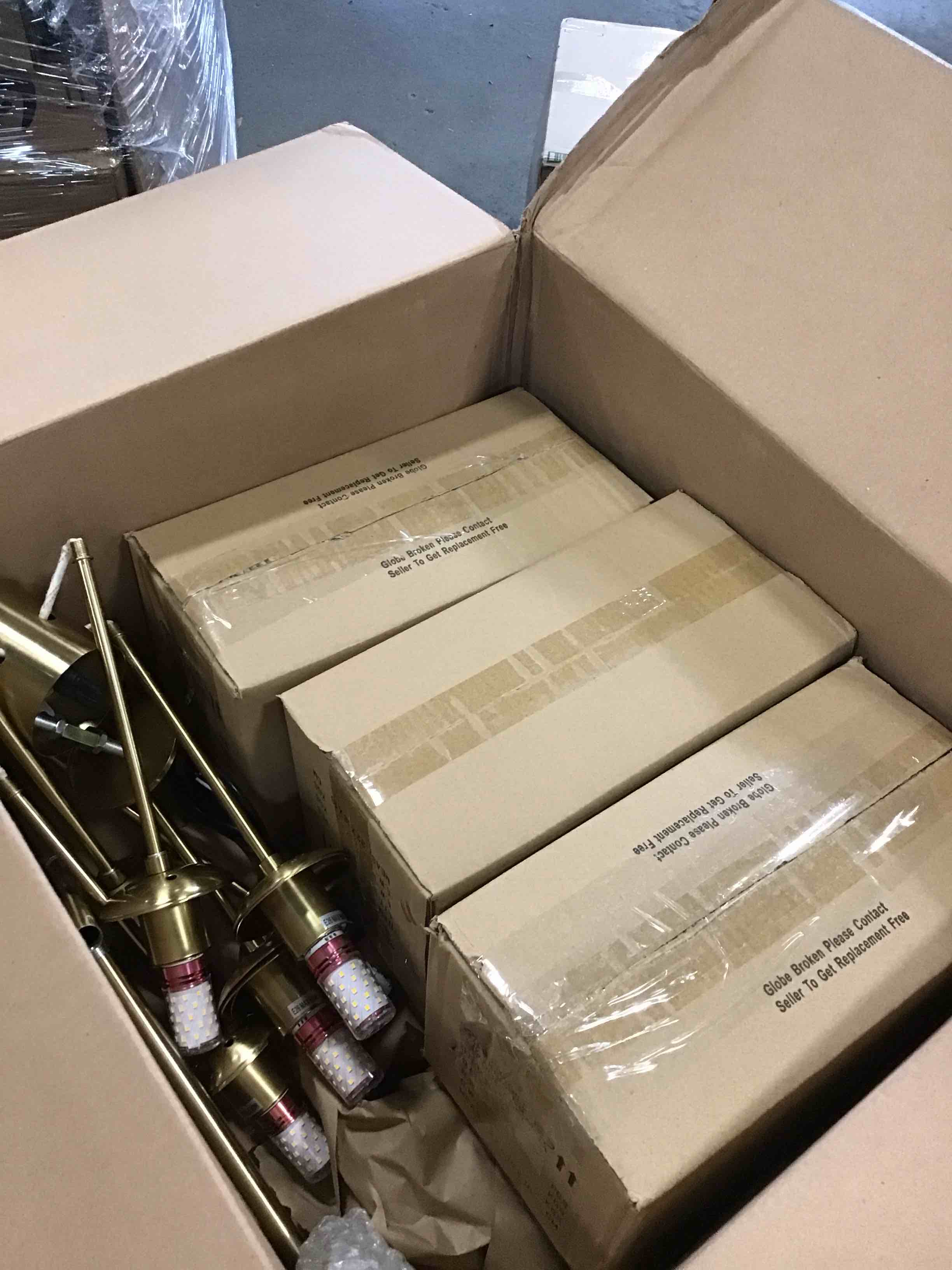 https://s3.amazonaws.com/lotting-images-prod/bidfta/BLU6509684_1718212652929.jpeg