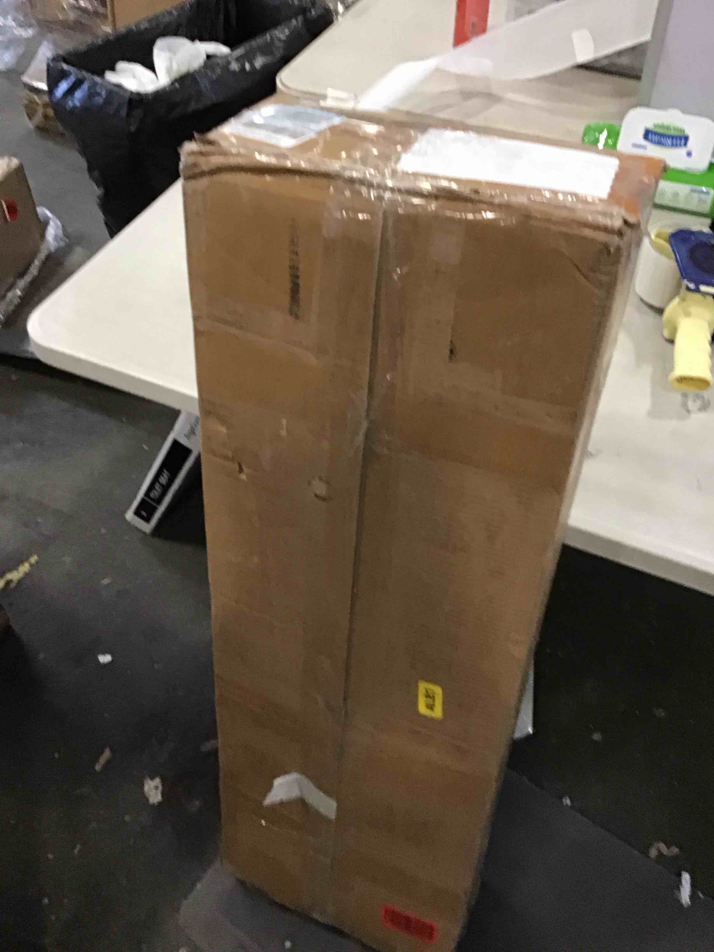 https://s3.amazonaws.com/lotting-images-prod/bidfta/BLU6509767_1718223597651.jpeg