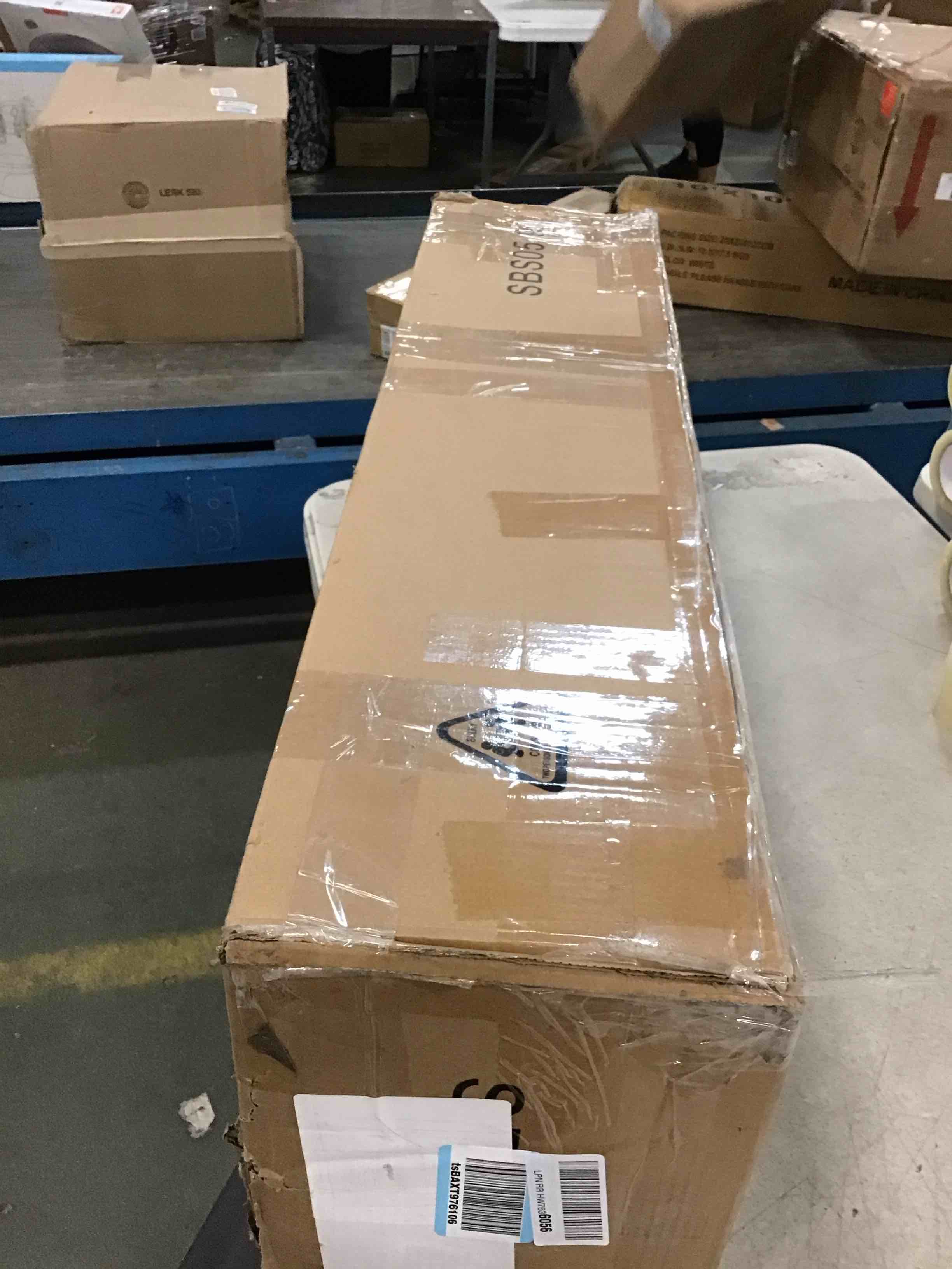 https://s3.amazonaws.com/lotting-images-prod/bidfta/BLU6509771_1718277604500.jpeg