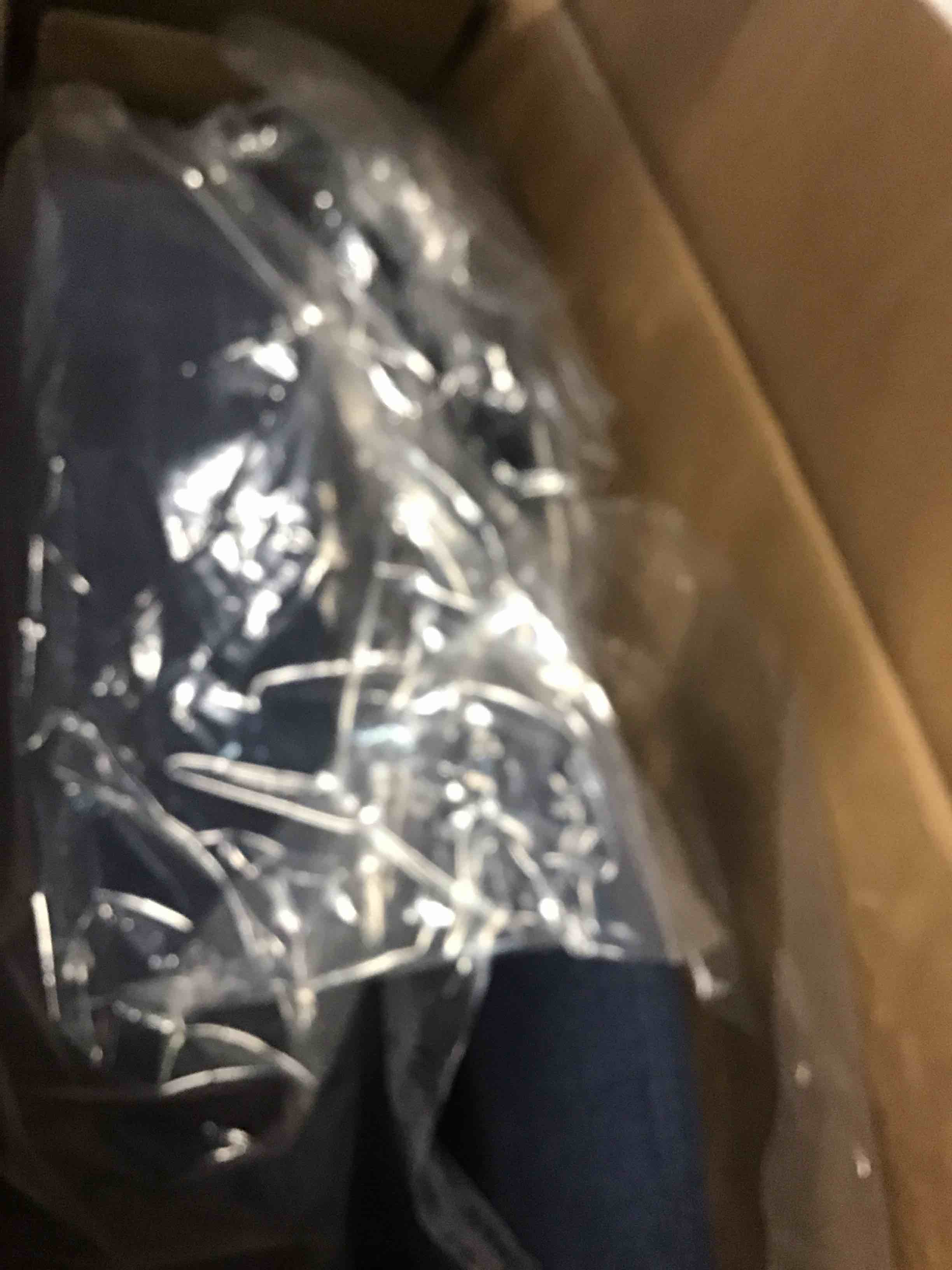 https://s3.amazonaws.com/lotting-images-prod/bidfta/BLU6510174_1718385490672.jpeg