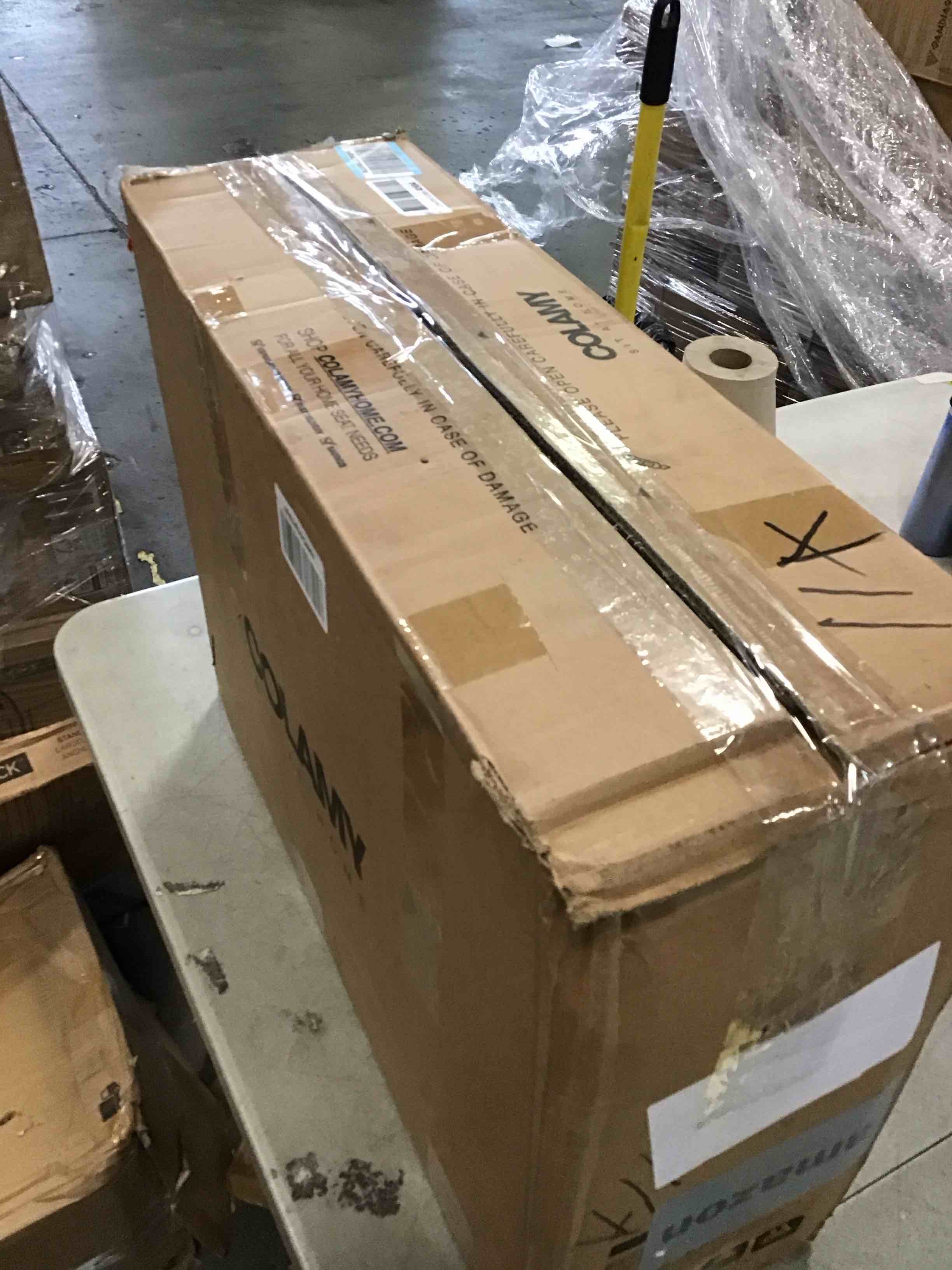 https://s3.amazonaws.com/lotting-images-prod/bidfta/BLU6510174_1718385506451.jpeg