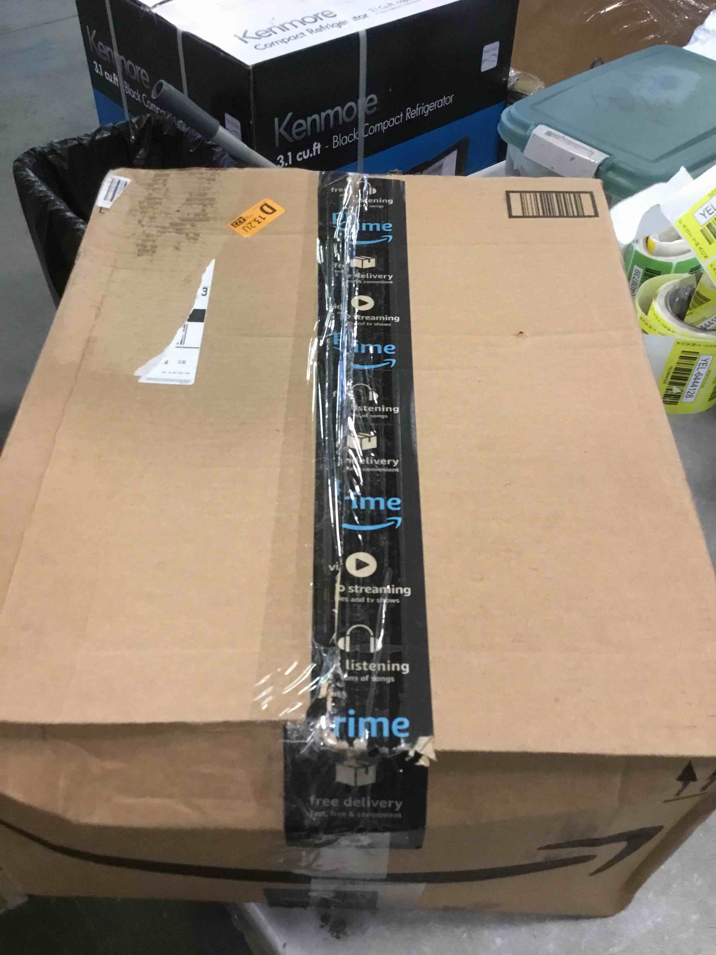 https://s3.amazonaws.com/lotting-images-prod/bidfta/BLU6510319_1718542591160.jpeg