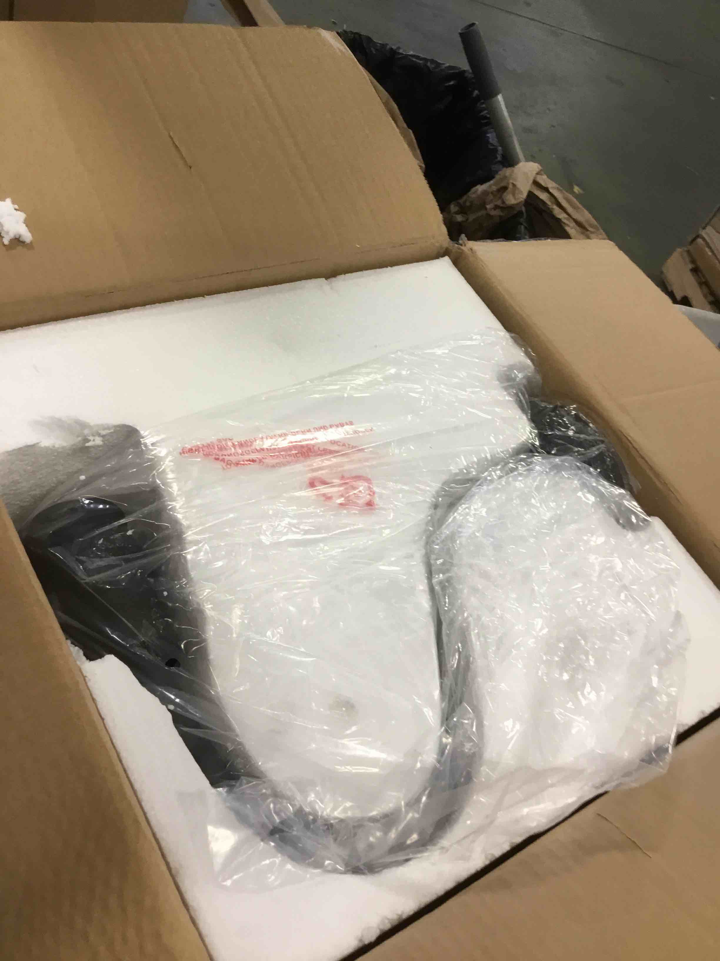 https://s3.amazonaws.com/lotting-images-prod/bidfta/BLU6510334_1718545534883.jpeg