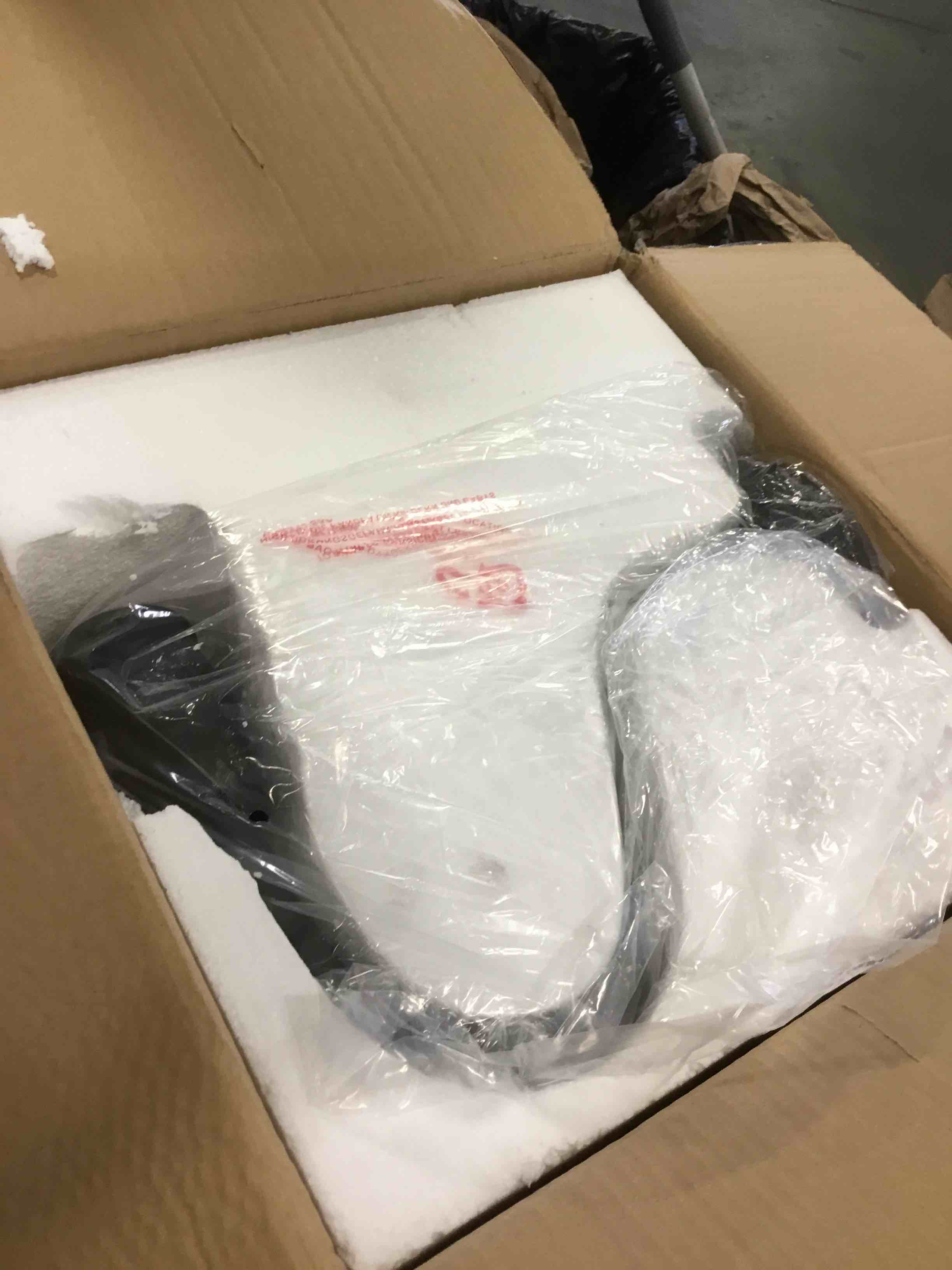https://s3.amazonaws.com/lotting-images-prod/bidfta/BLU6510334_1718545535841.jpeg