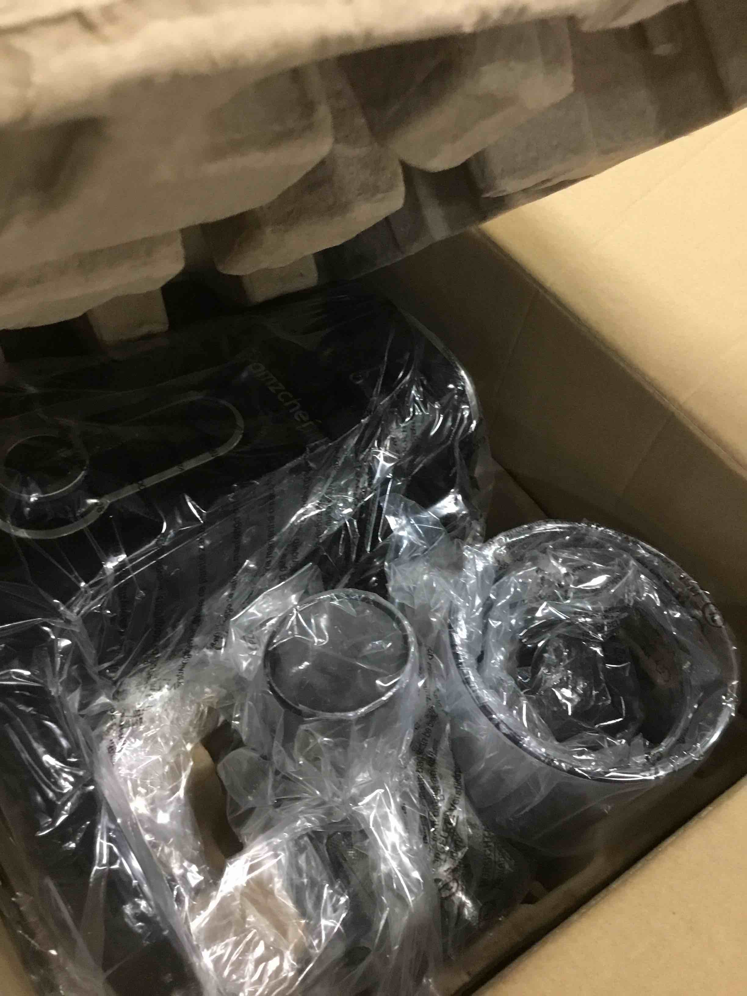 https://s3.amazonaws.com/lotting-images-prod/bidfta/BLU6510404_1718552741004.jpeg