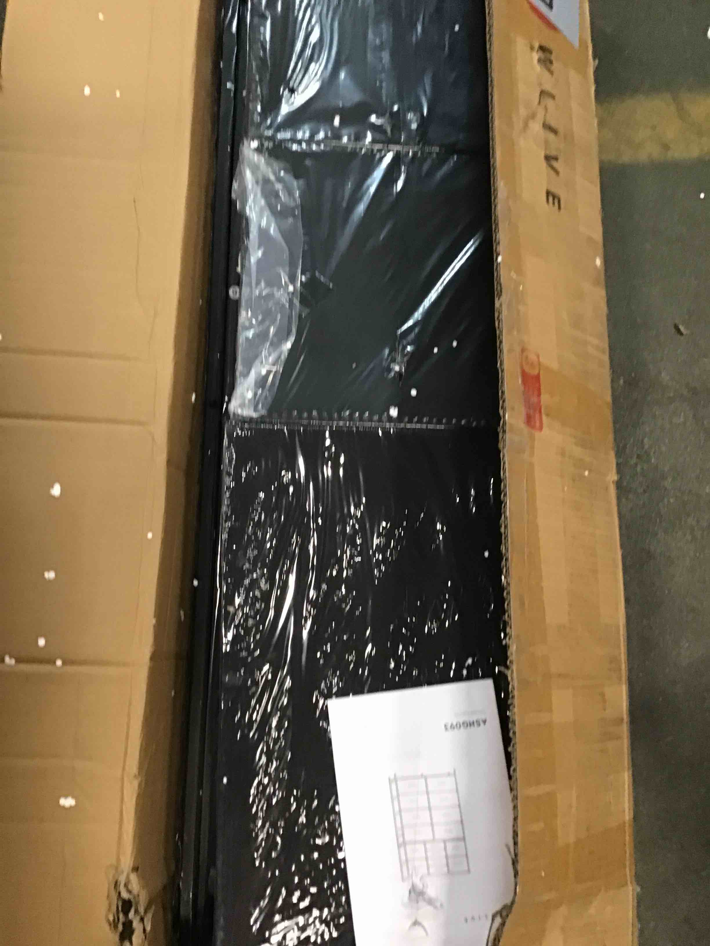 https://s3.amazonaws.com/lotting-images-prod/bidfta/BLU6512647_1719280448721.jpeg