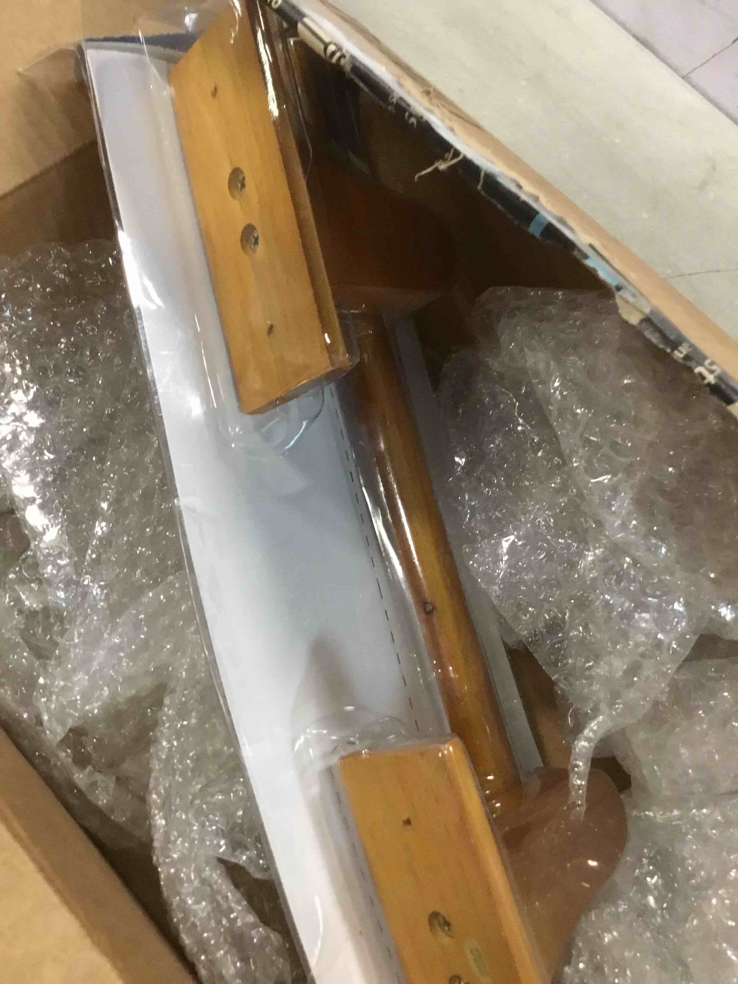 https://s3.amazonaws.com/lotting-images-prod/bidfta/BLU6512833_1719336028960.jpeg
