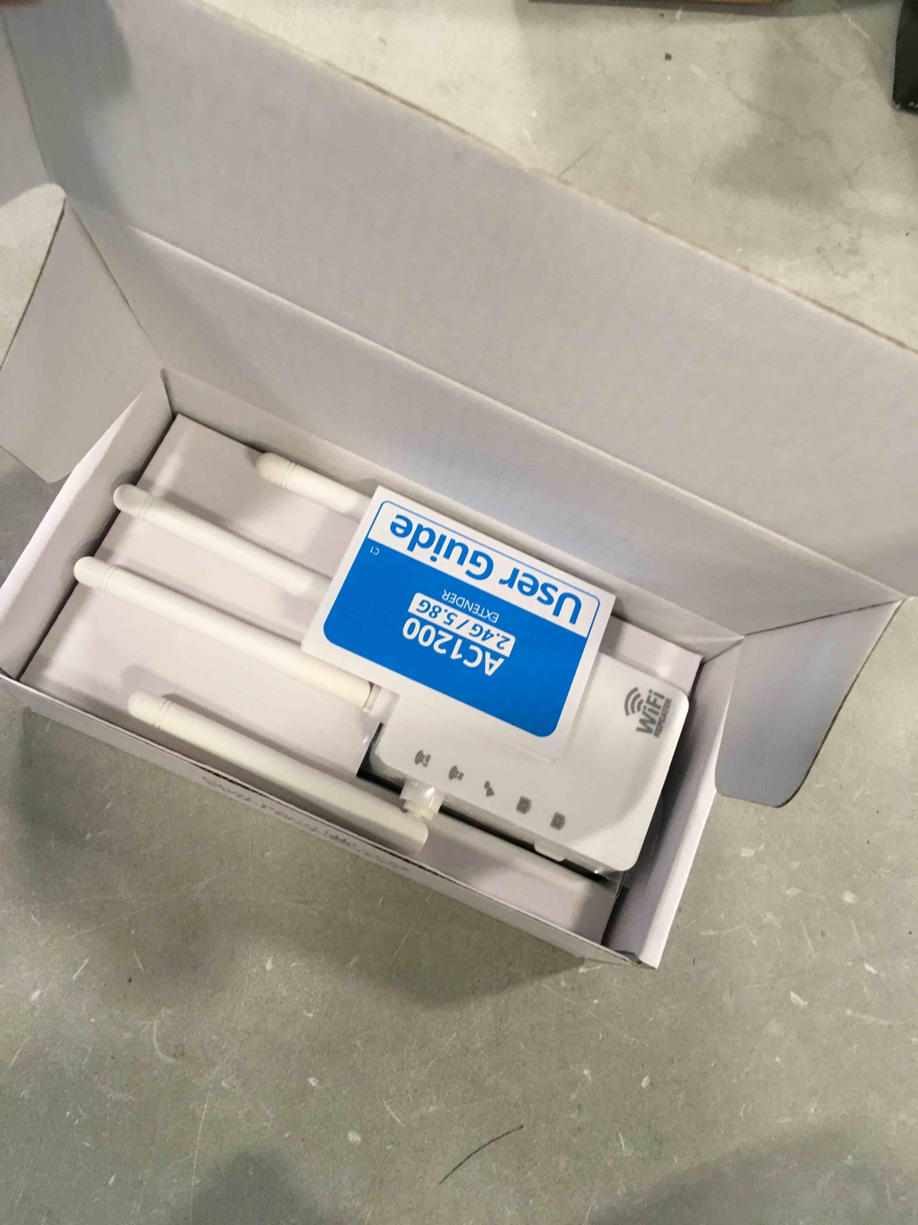 https://s3.amazonaws.com/lotting-images-prod/bidfta/BLU6513365_1719432706808.jpeg