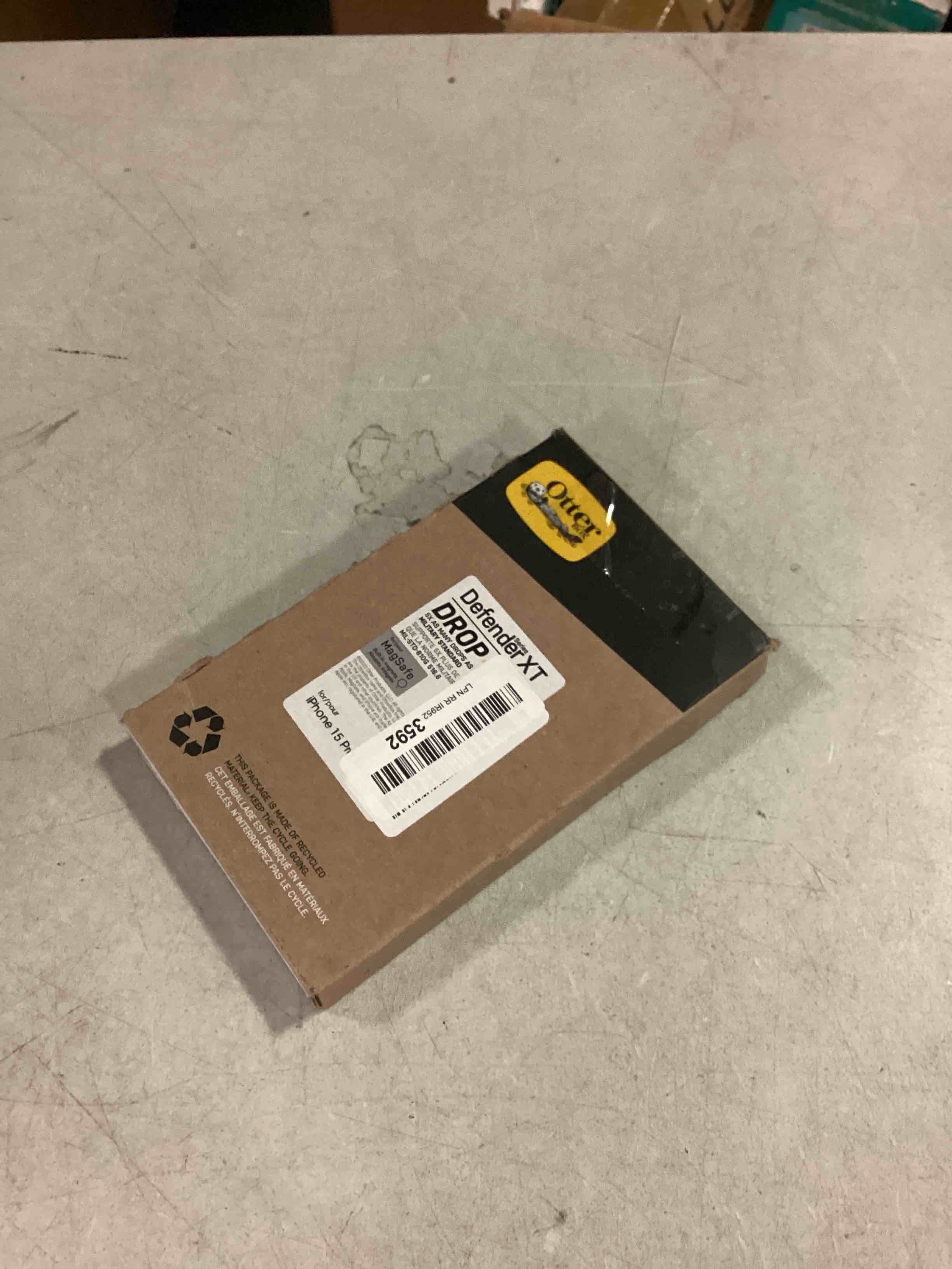 https://s3.amazonaws.com/lotting-images-prod/bidfta/BLU6513626_1718389565554.jpeg