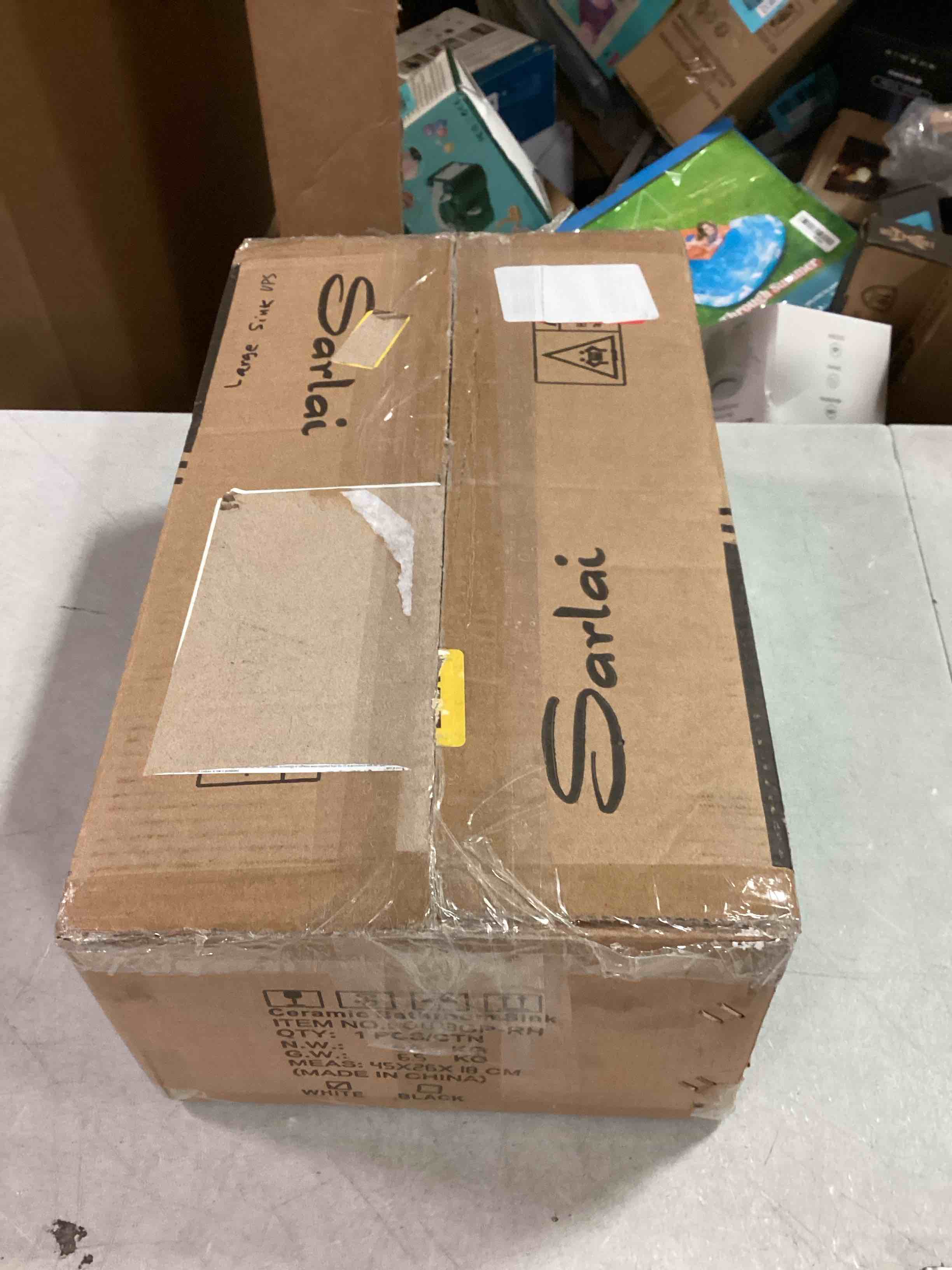 https://s3.amazonaws.com/lotting-images-prod/bidfta/BLU6513686_1718394617349.jpeg