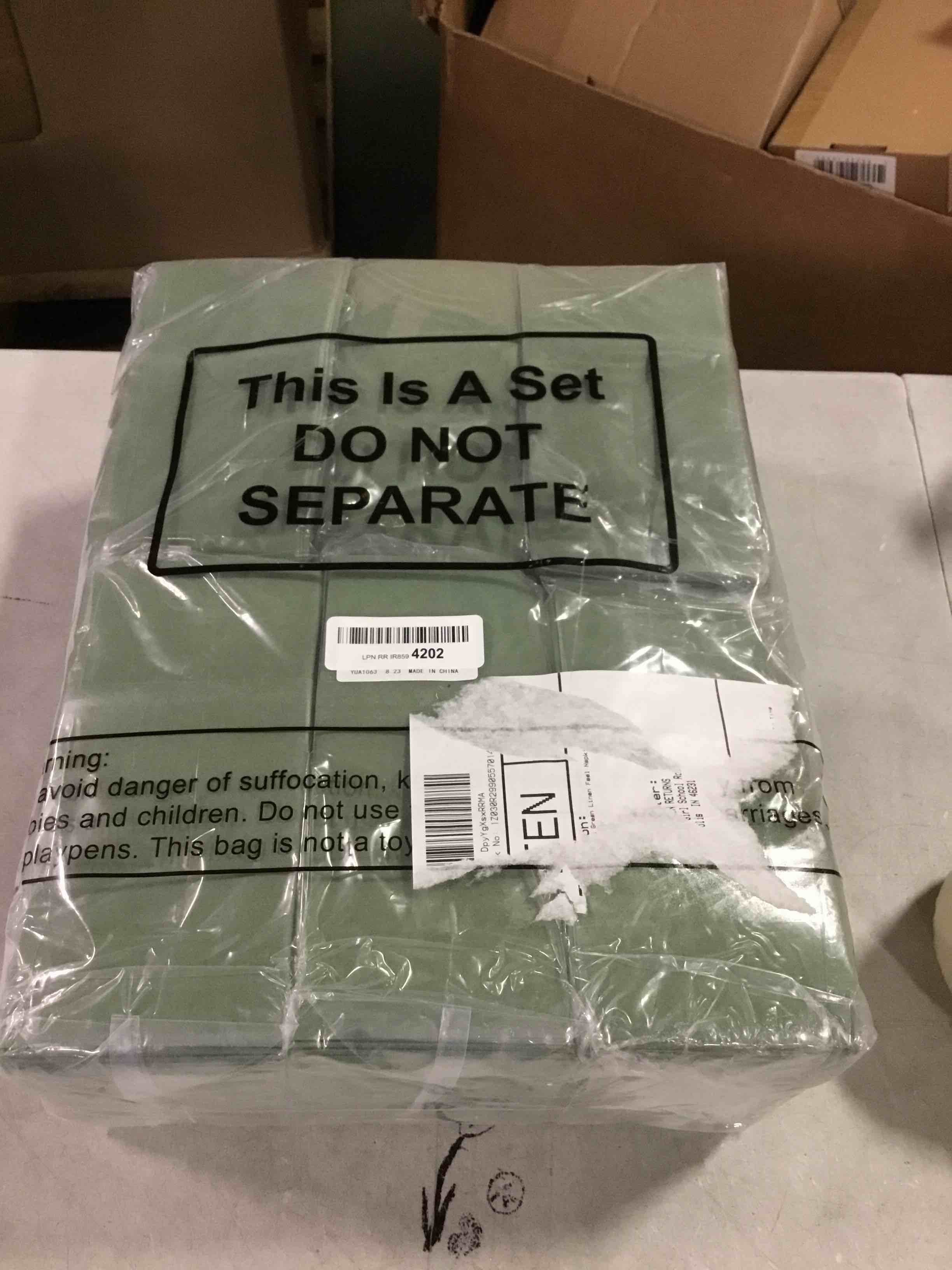 https://s3.amazonaws.com/lotting-images-prod/bidfta/BLU6514192_1718638979093.jpeg