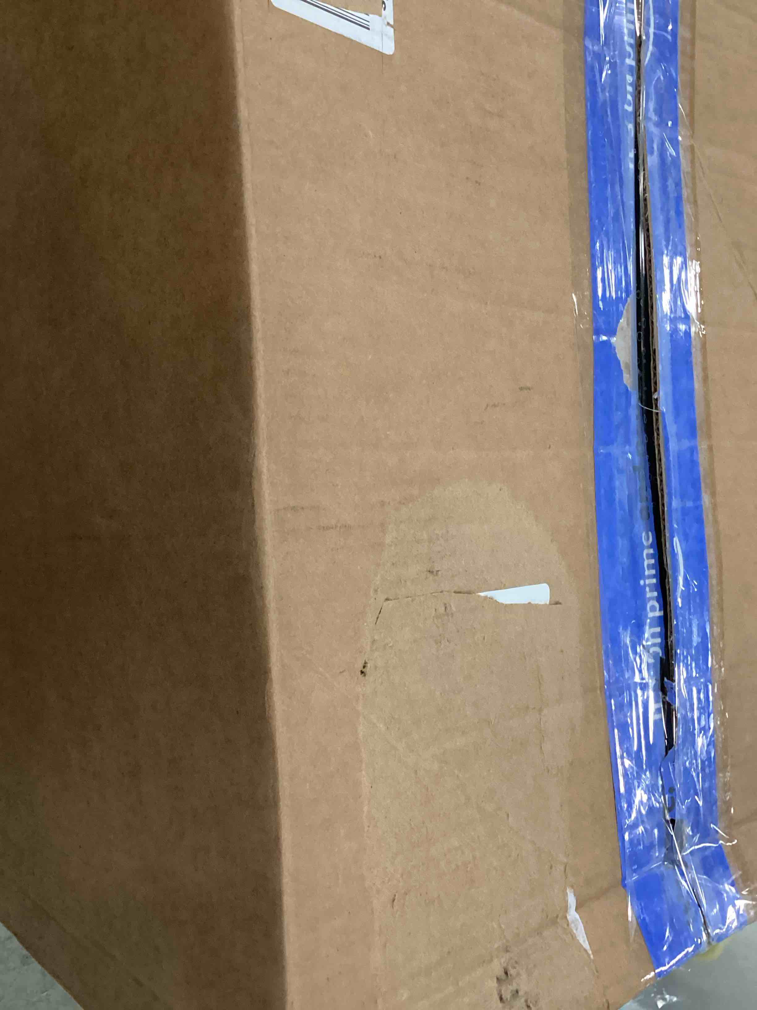 https://s3.amazonaws.com/lotting-images-prod/bidfta/BLU6516546_1718825295253.jpeg