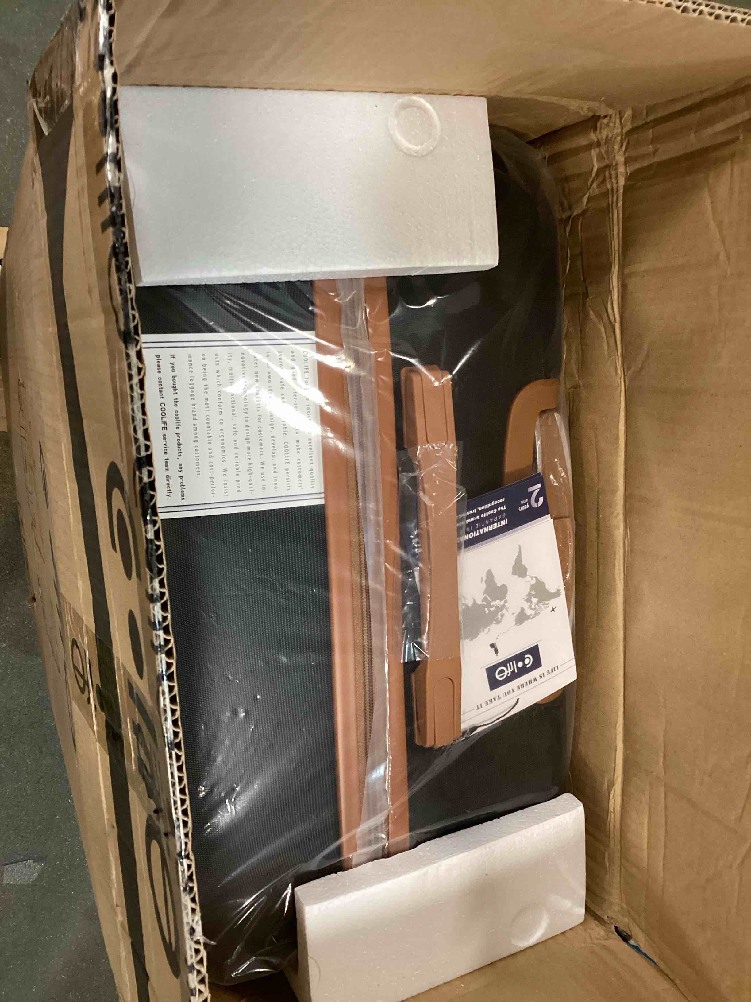 https://s3.amazonaws.com/lotting-images-prod/bidfta/BLU6516700_1718462455565.jpeg