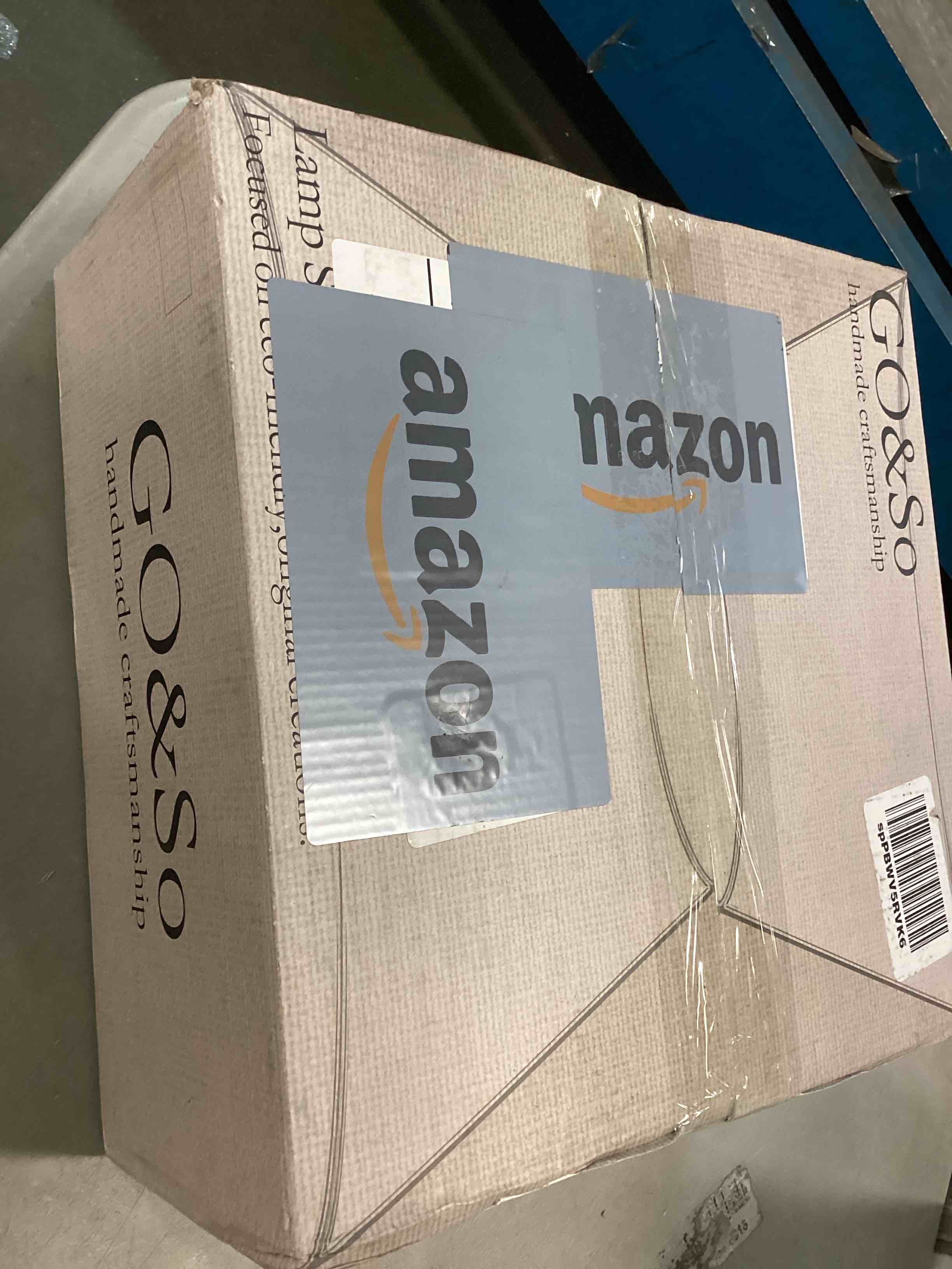 https://s3.amazonaws.com/lotting-images-prod/bidfta/BLU6516711_1718463801456.jpeg