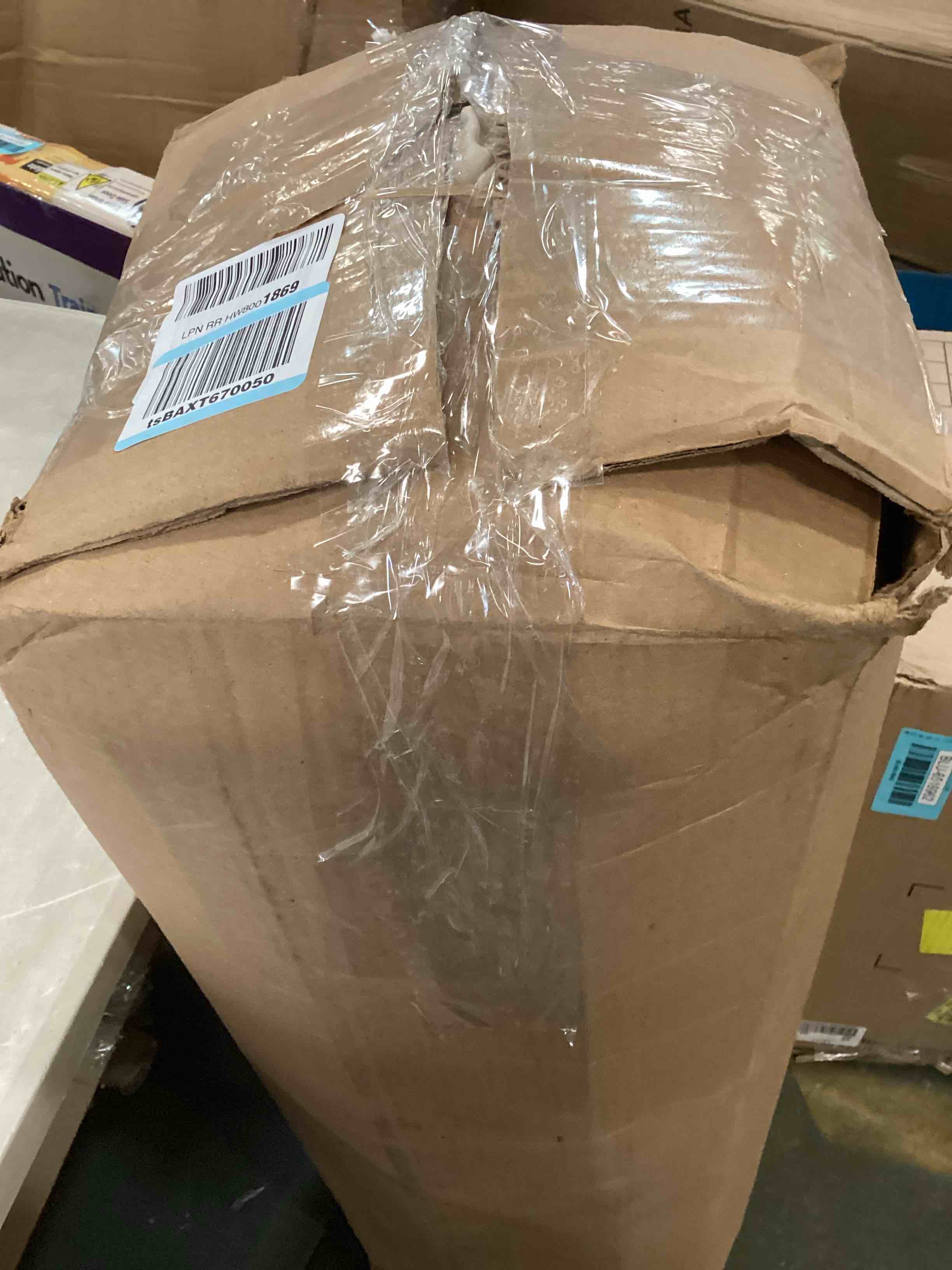 https://s3.amazonaws.com/lotting-images-prod/bidfta/BLU6516965_1718648189404.jpeg