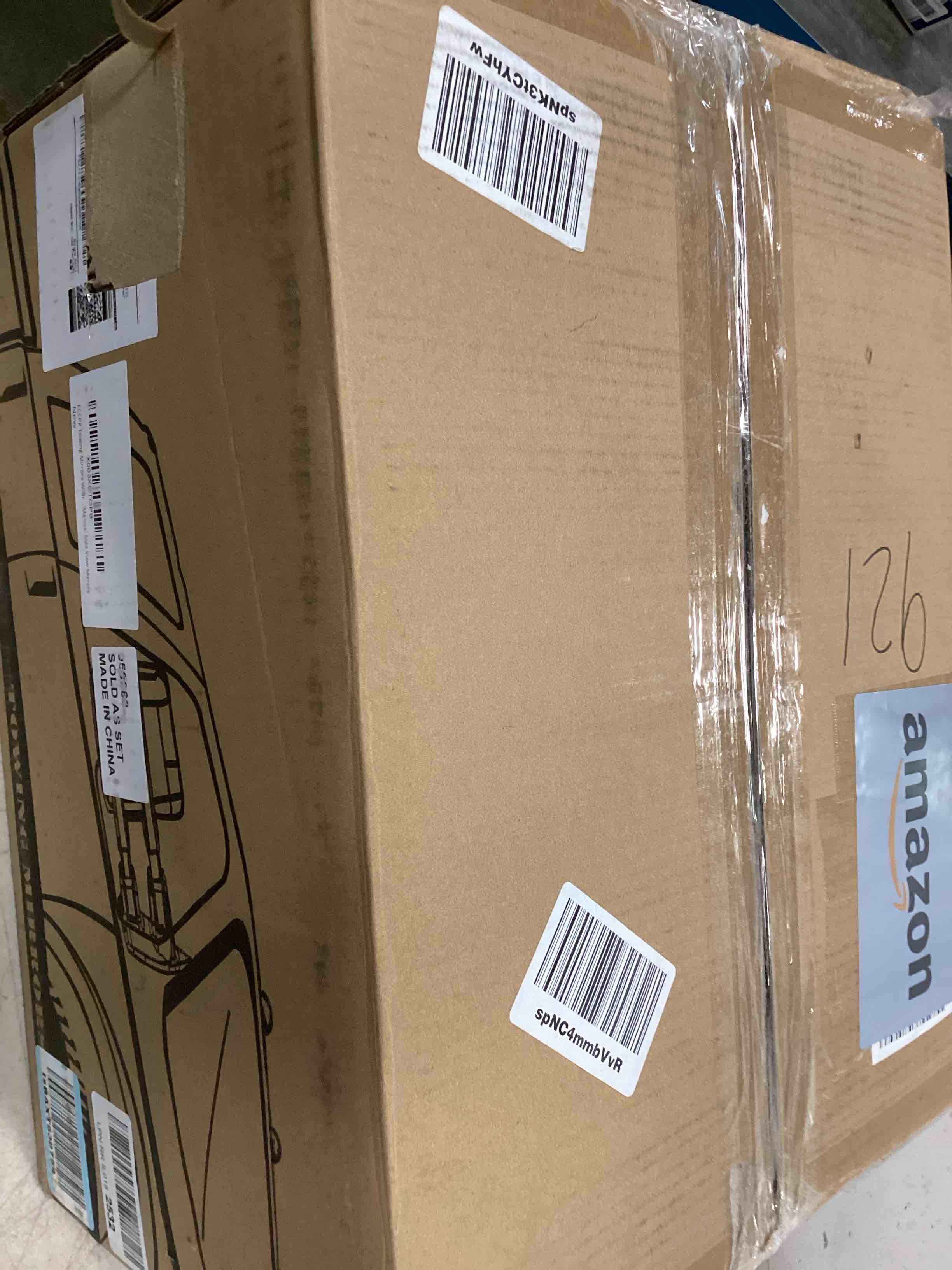 https://s3.amazonaws.com/lotting-images-prod/bidfta/BLU6517152_1718731317113.jpeg