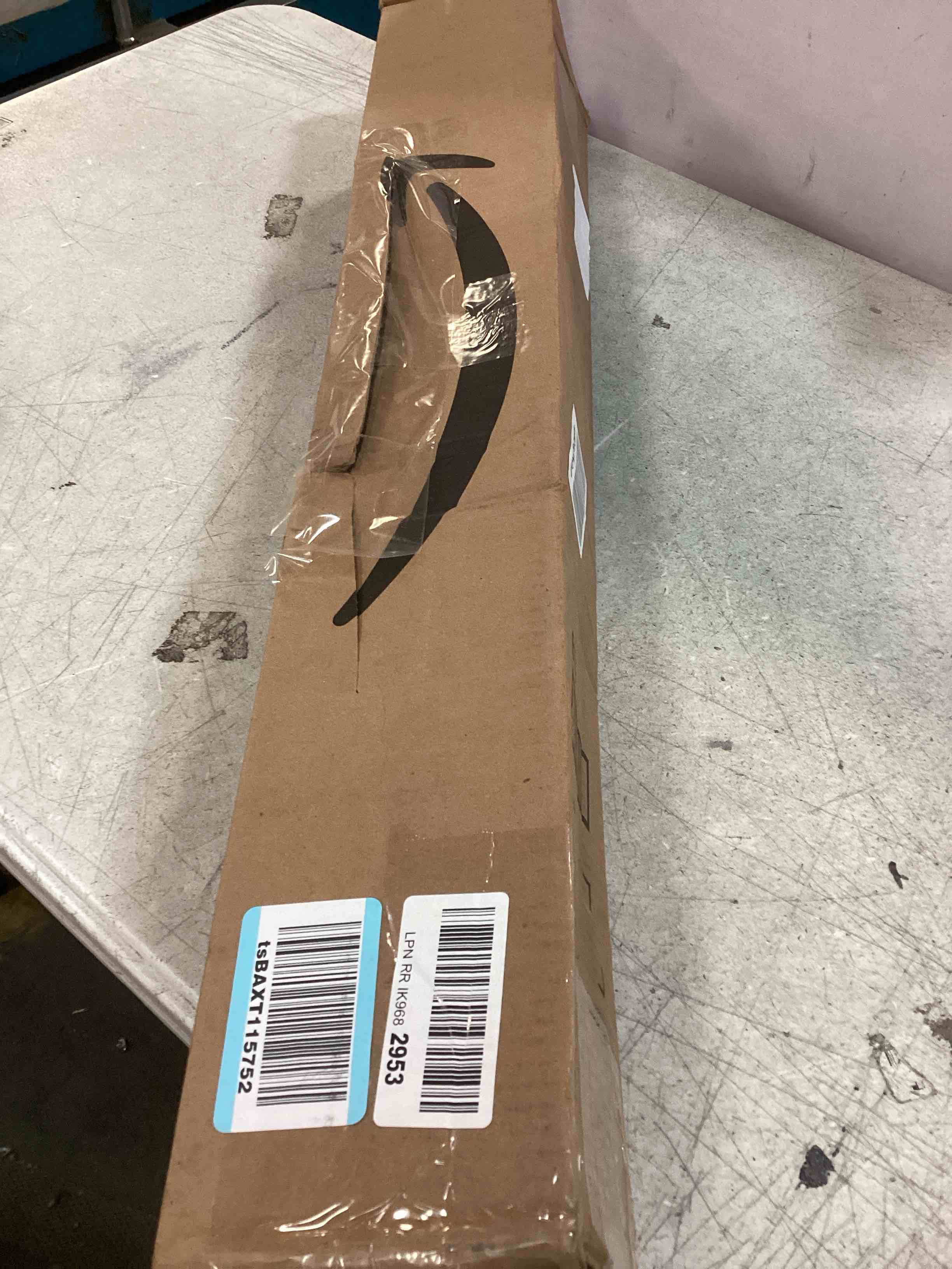 https://s3.amazonaws.com/lotting-images-prod/bidfta/BLU6518022_1718469369631.jpeg