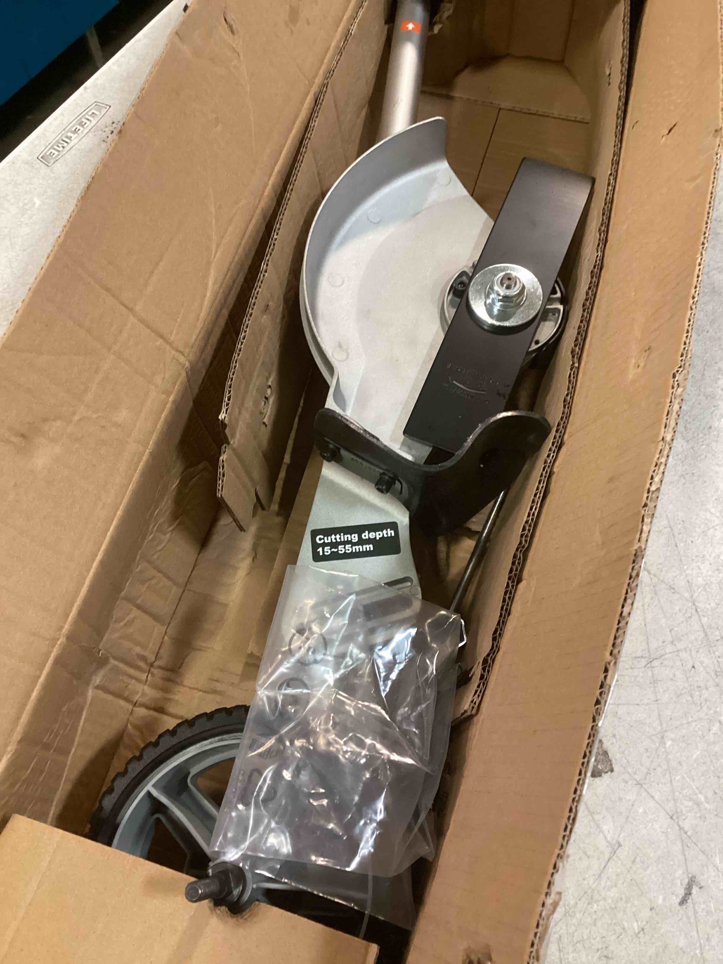 https://s3.amazonaws.com/lotting-images-prod/bidfta/BLU6518037_1718475883948.jpeg