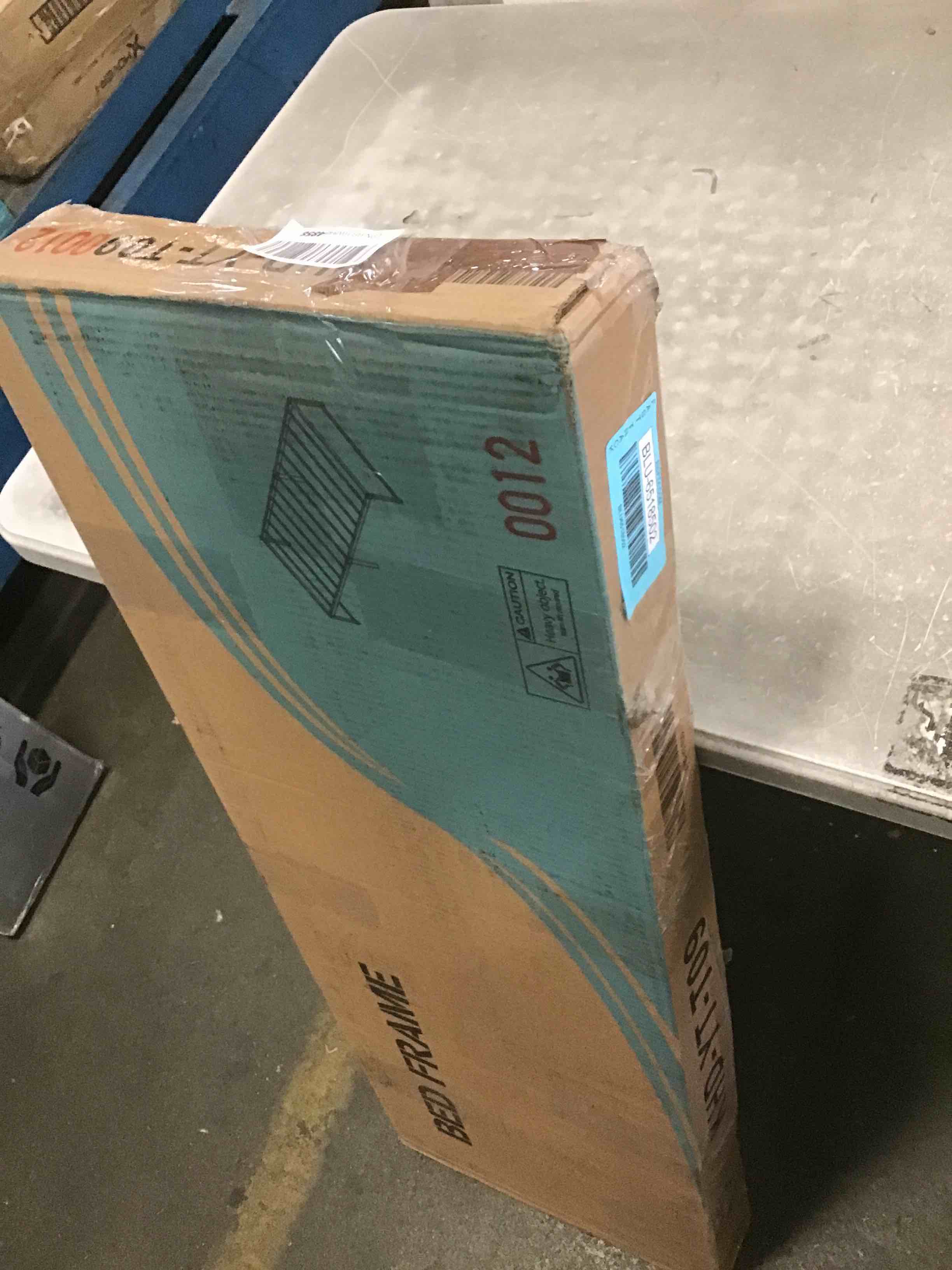 https://s3.amazonaws.com/lotting-images-prod/bidfta/BLU6518502_1718994564943.jpeg