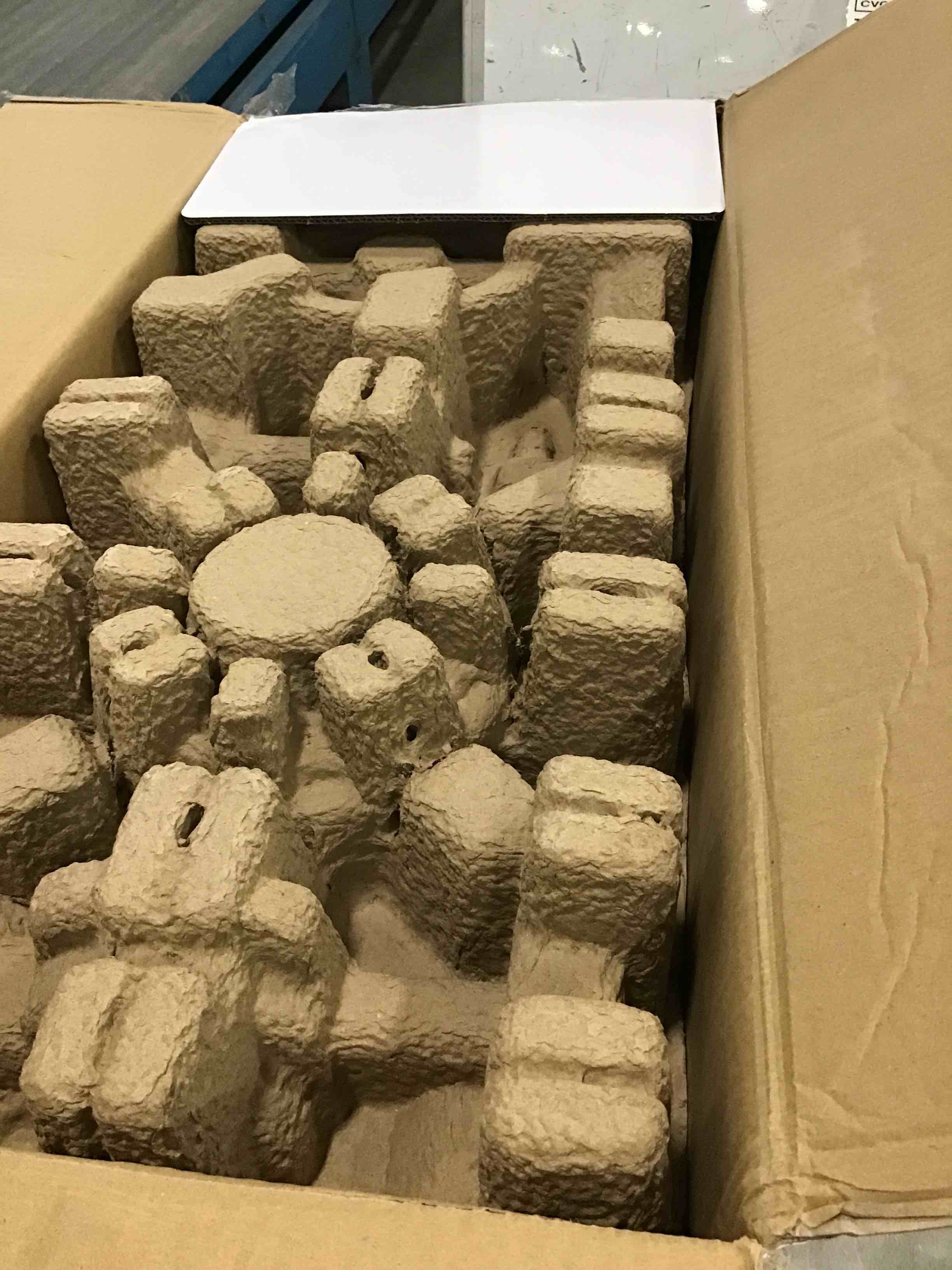https://s3.amazonaws.com/lotting-images-prod/bidfta/BLU6518589_1719012879646.jpeg