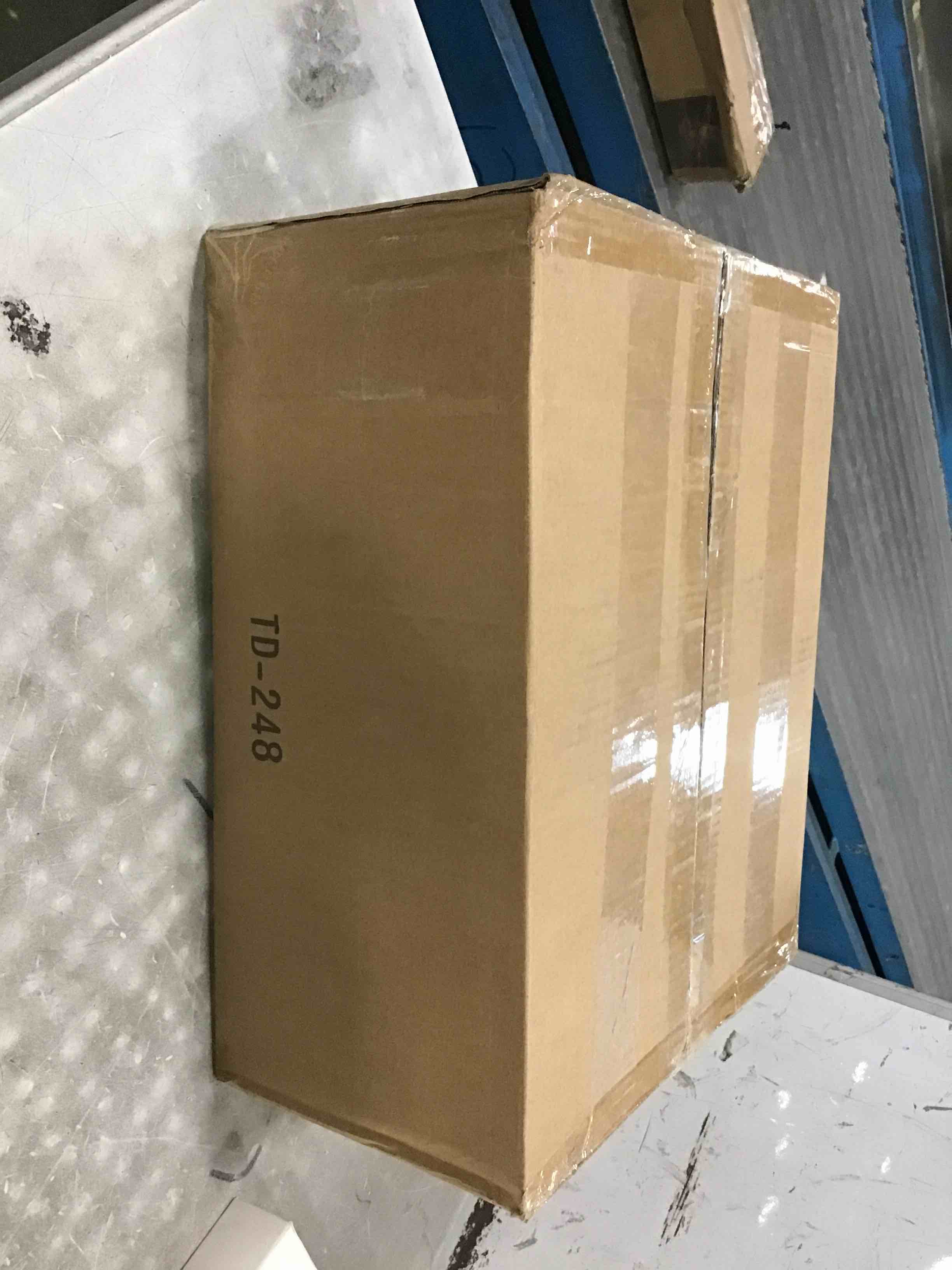 https://s3.amazonaws.com/lotting-images-prod/bidfta/BLU6518594_1719013545900.jpeg