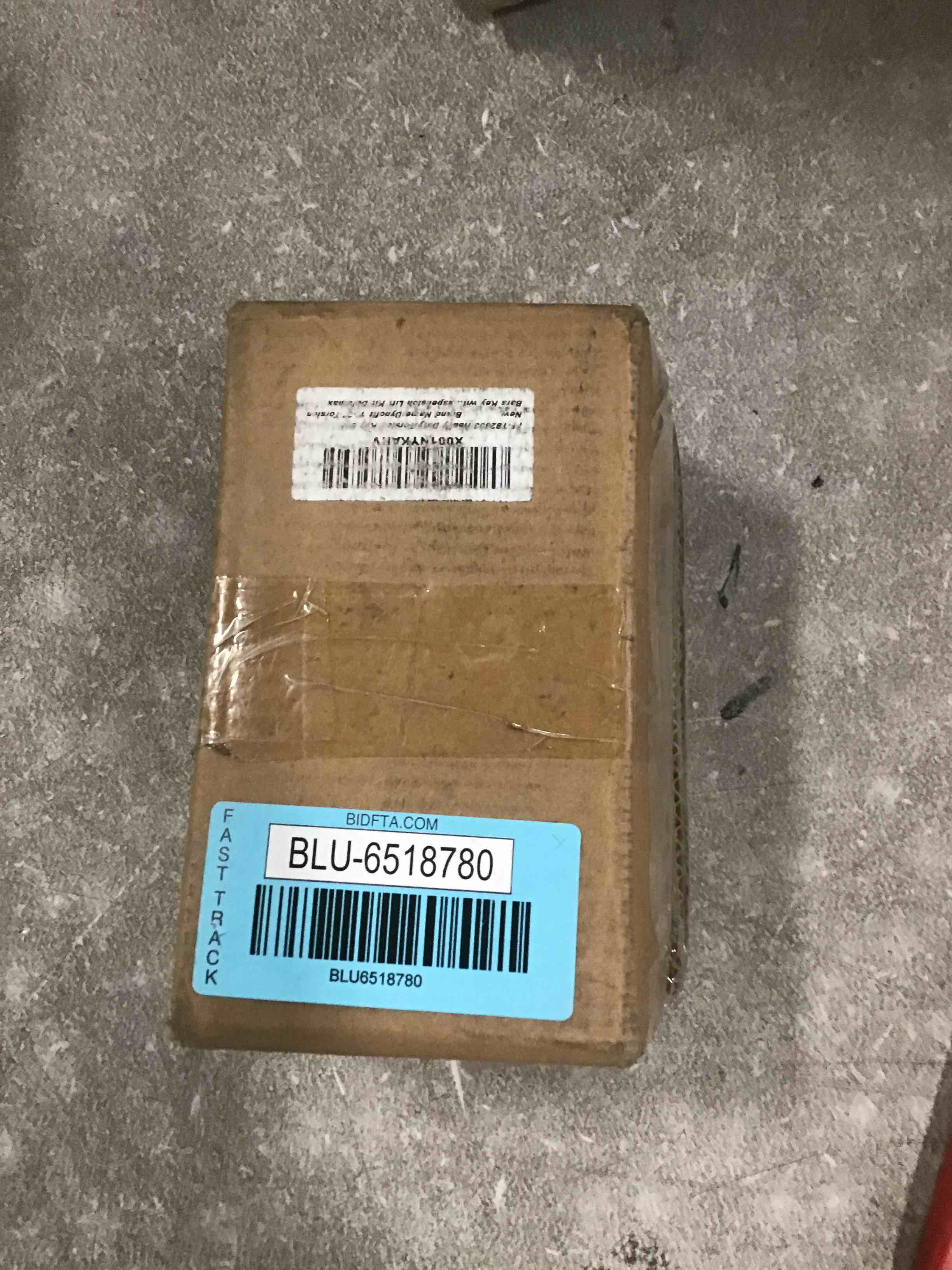 https://s3.amazonaws.com/lotting-images-prod/bidfta/BLU6518780_1719240726253.jpeg