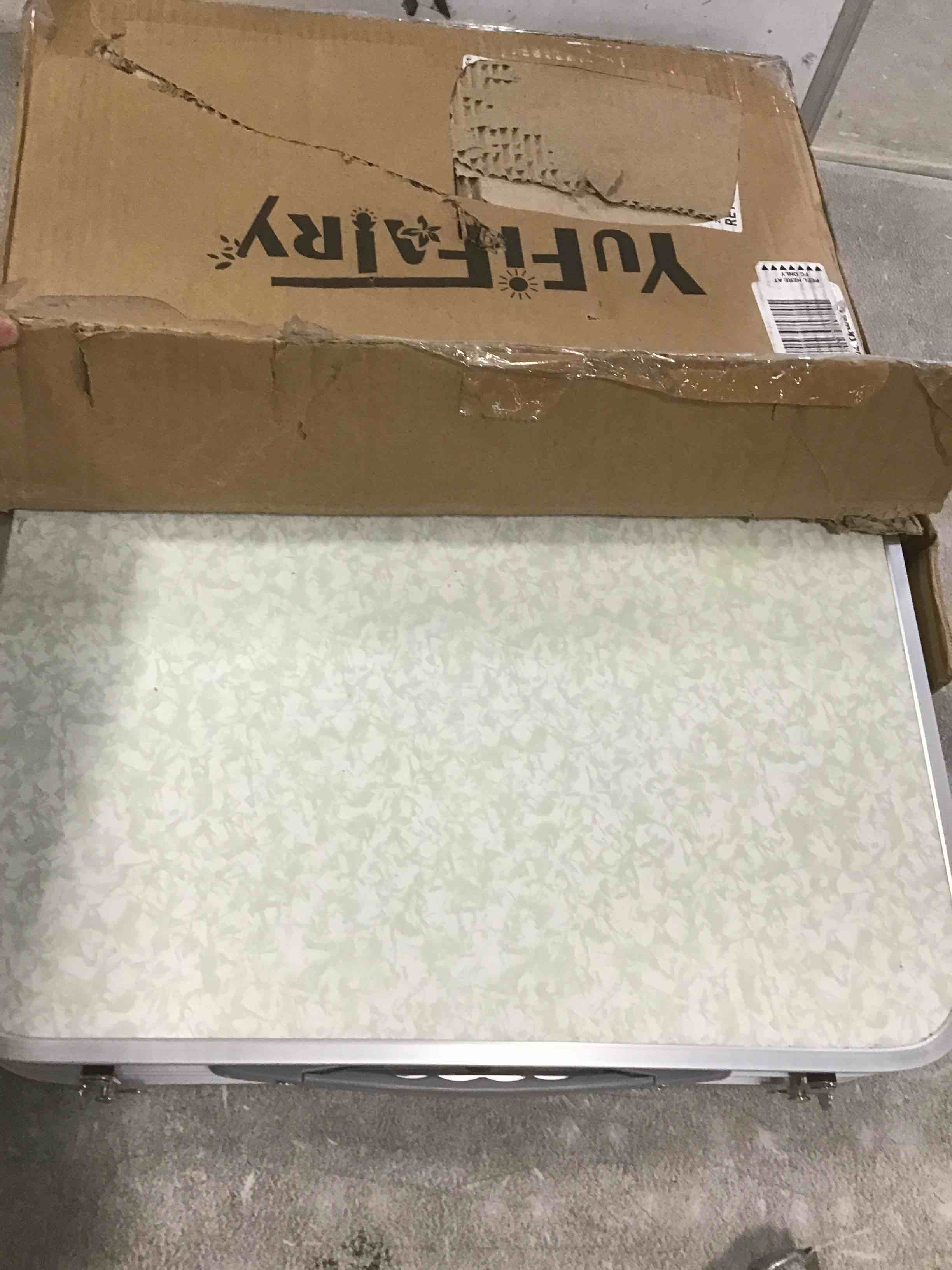 https://s3.amazonaws.com/lotting-images-prod/bidfta/BLU6518832_1719246649721.jpeg