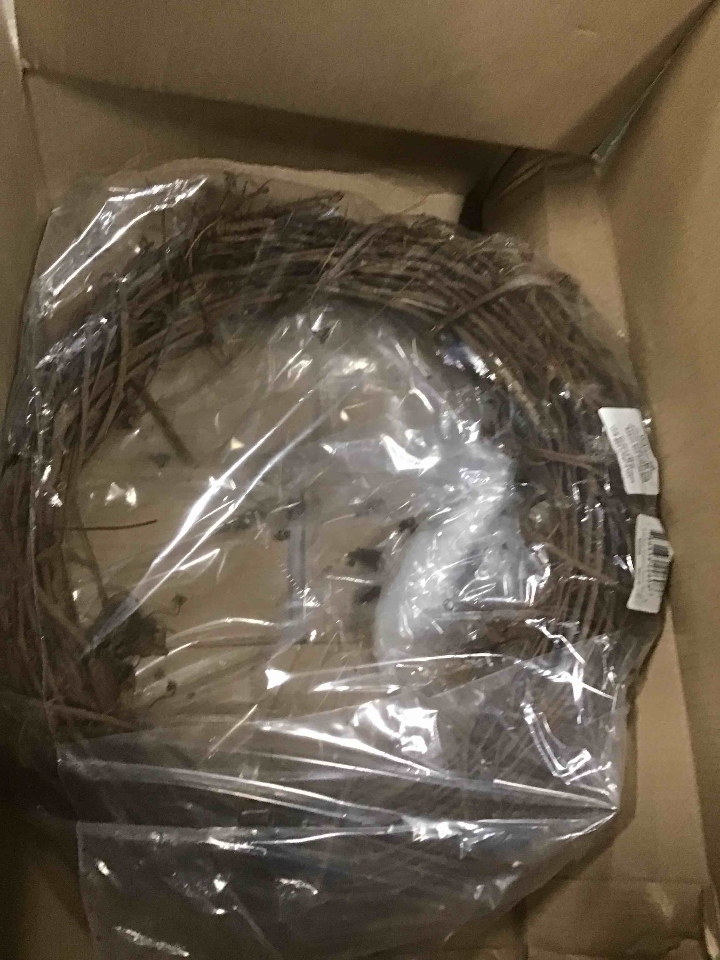 https://s3.amazonaws.com/lotting-images-prod/bidfta/BLU6518847_1719250136362.jpeg