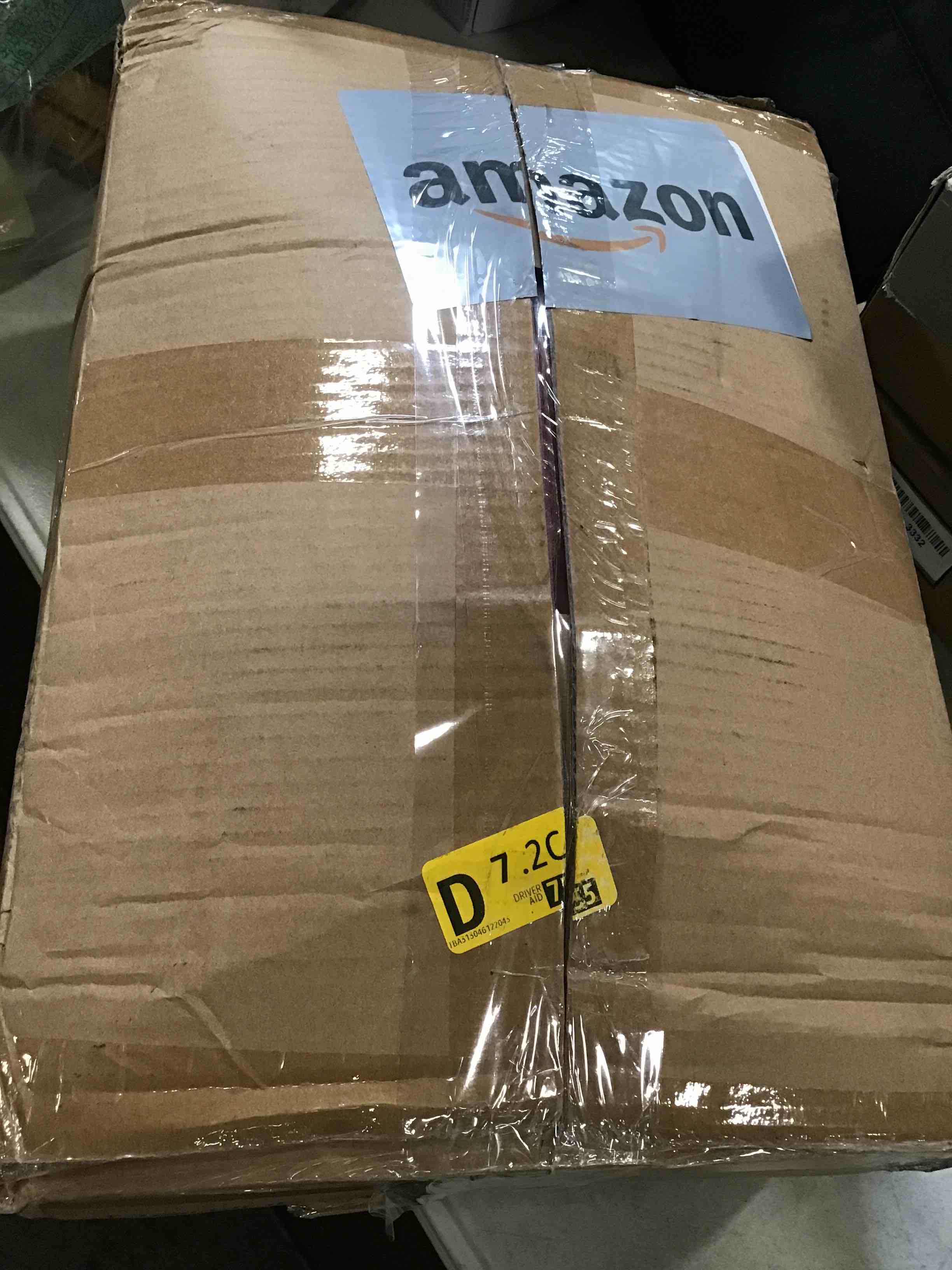 https://s3.amazonaws.com/lotting-images-prod/bidfta/BLU6521014_1718385431674.jpeg